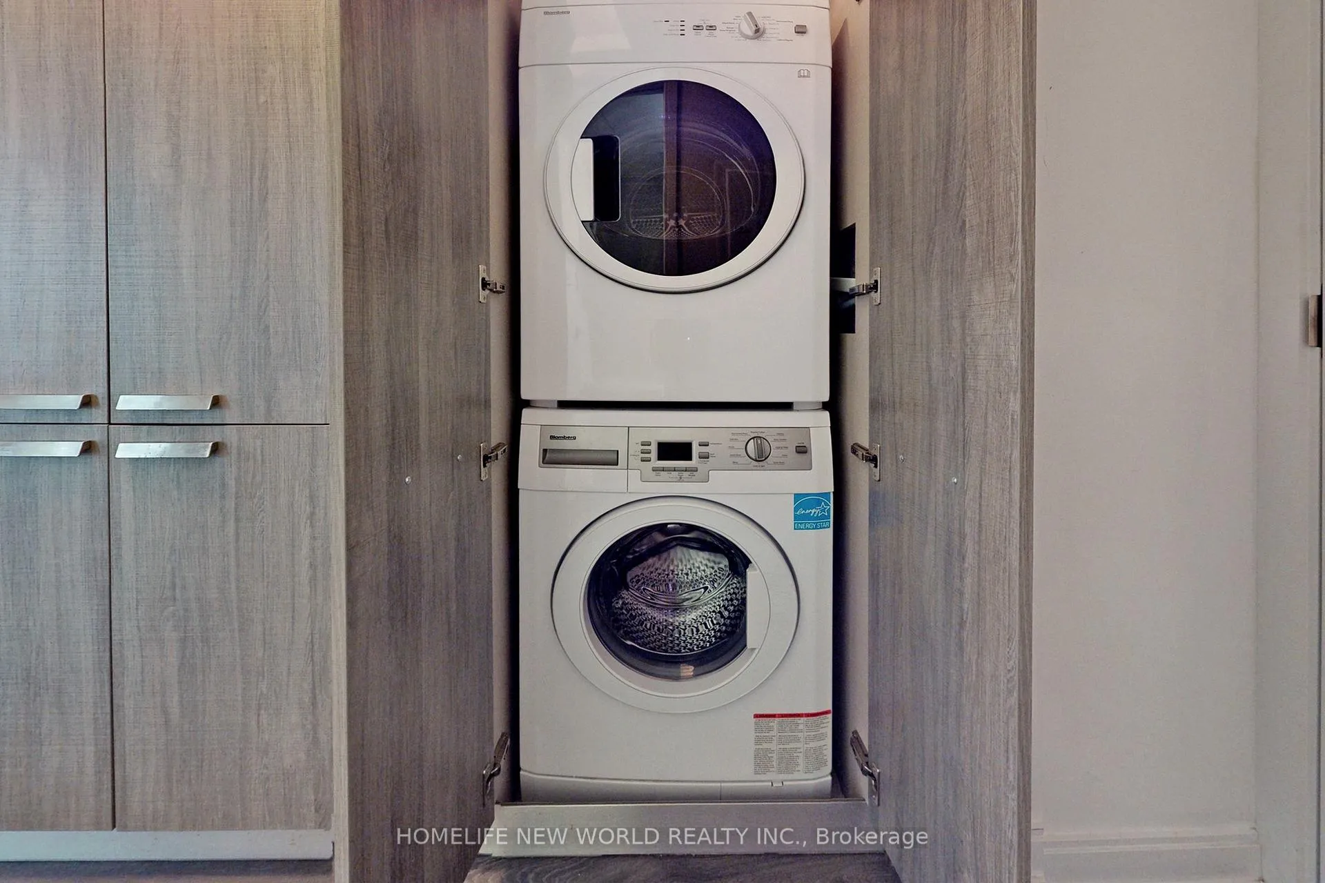 Photo 10 of Unit 2110, 50 Charles Street E, Toronto, Church-Yonge Corridor — HOMEH
