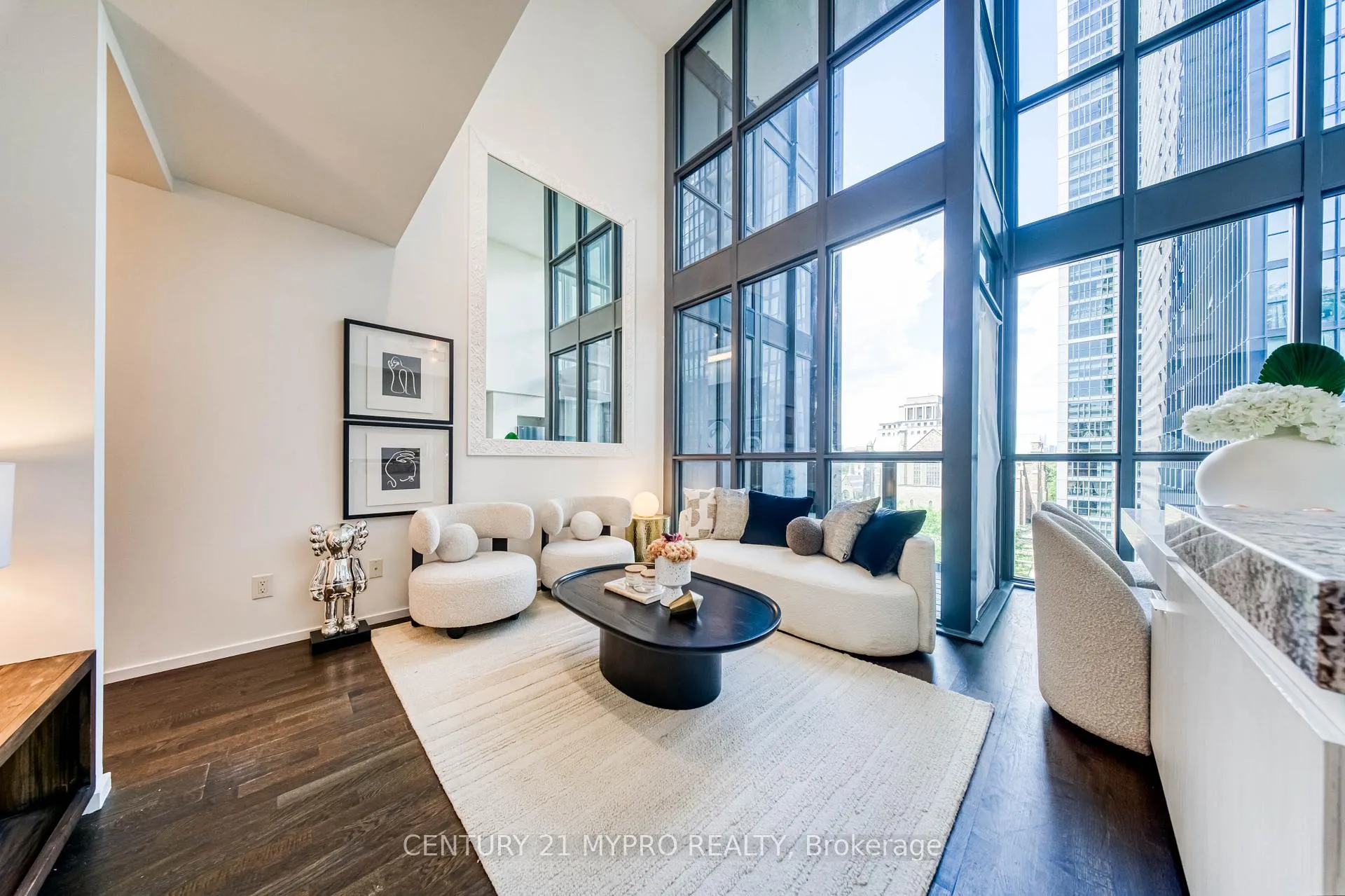 Photo 10 of Unit 811, 101 Charles Street E, Toronto, Church-Yonge Corridor — HOMEH