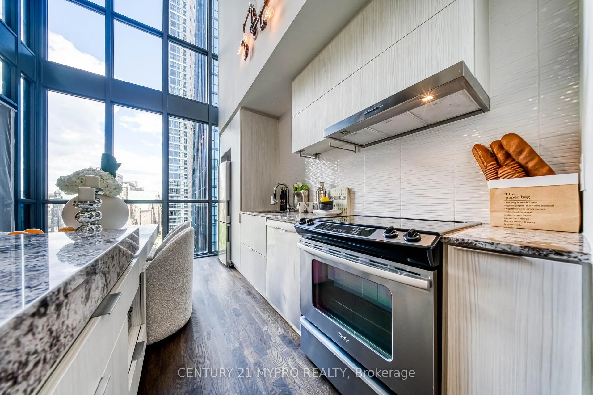 Photo 18 of Unit 811, 101 Charles Street E, Toronto, Church-Yonge Corridor — HOMEH