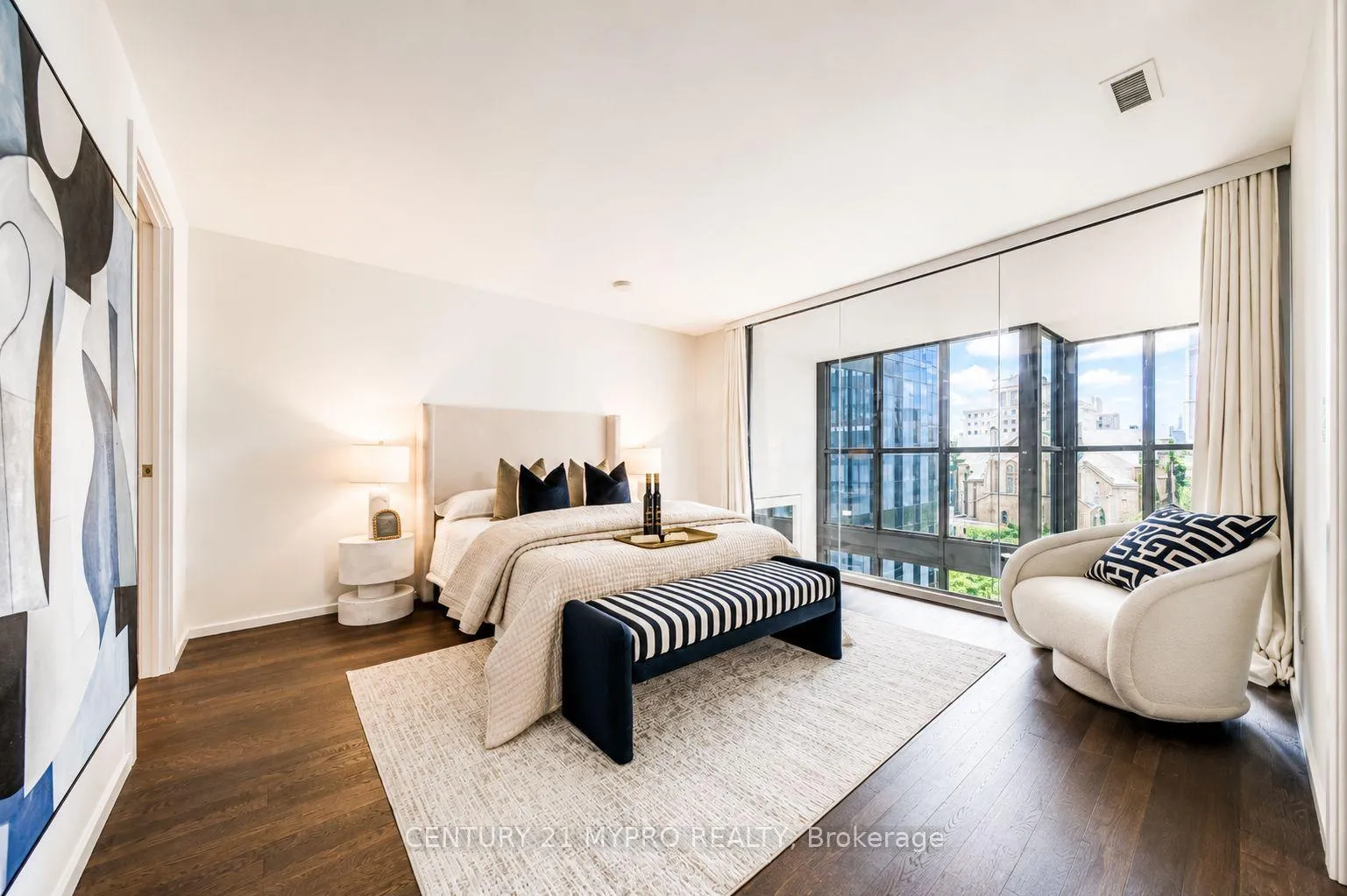 Photo 30 of Unit 811, 101 Charles Street E, Toronto, Church-Yonge Corridor — HOMEH