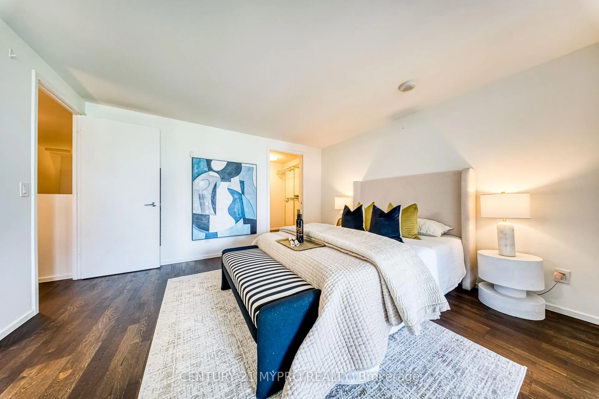 Photo 31 of Unit 811, 101 Charles Street E, Toronto, Church-Yonge Corridor — HOMEH