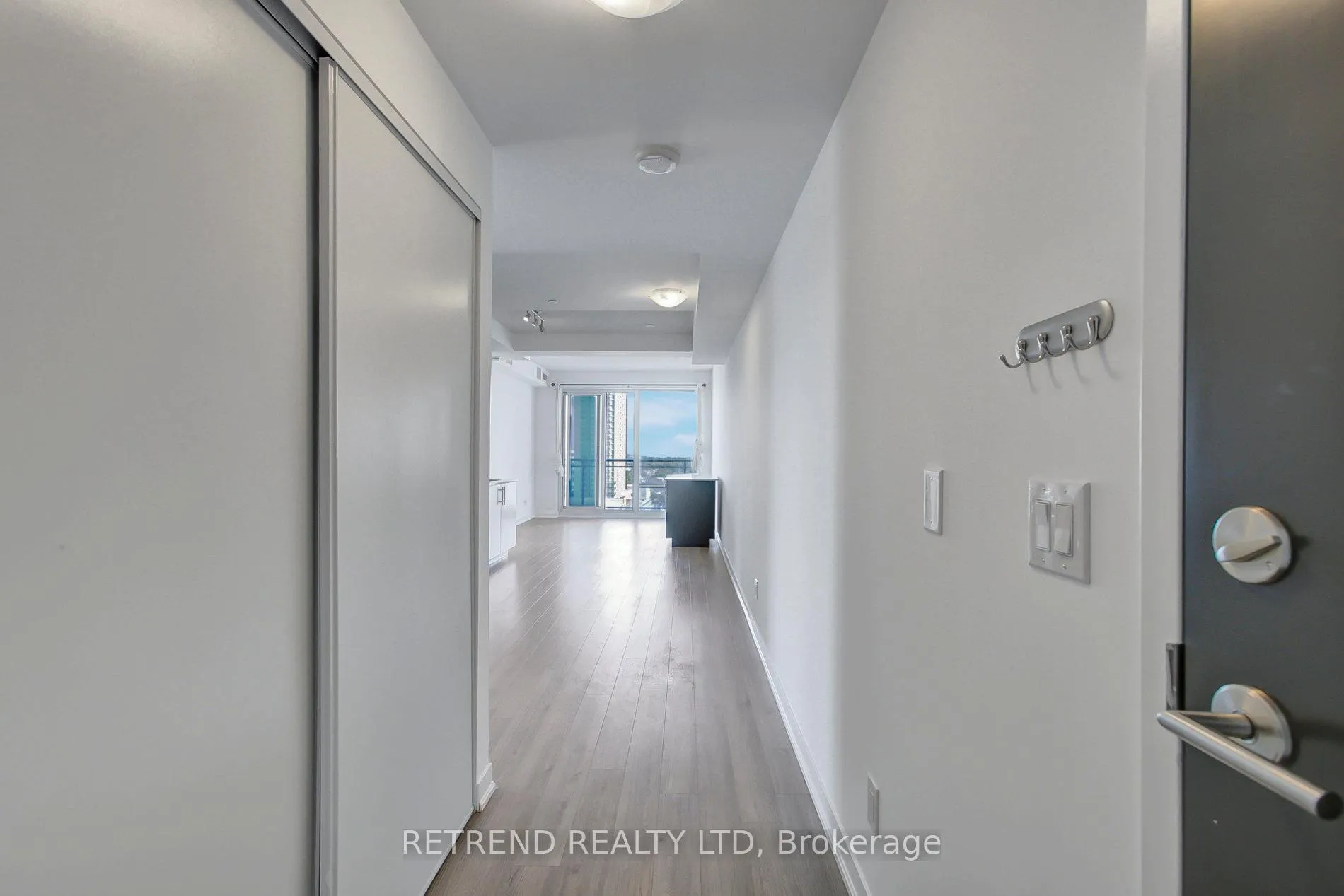 Photo 2 of Unit 1504, 85 Duke Street W, Kitchener, City Commercial Core — HOMEH