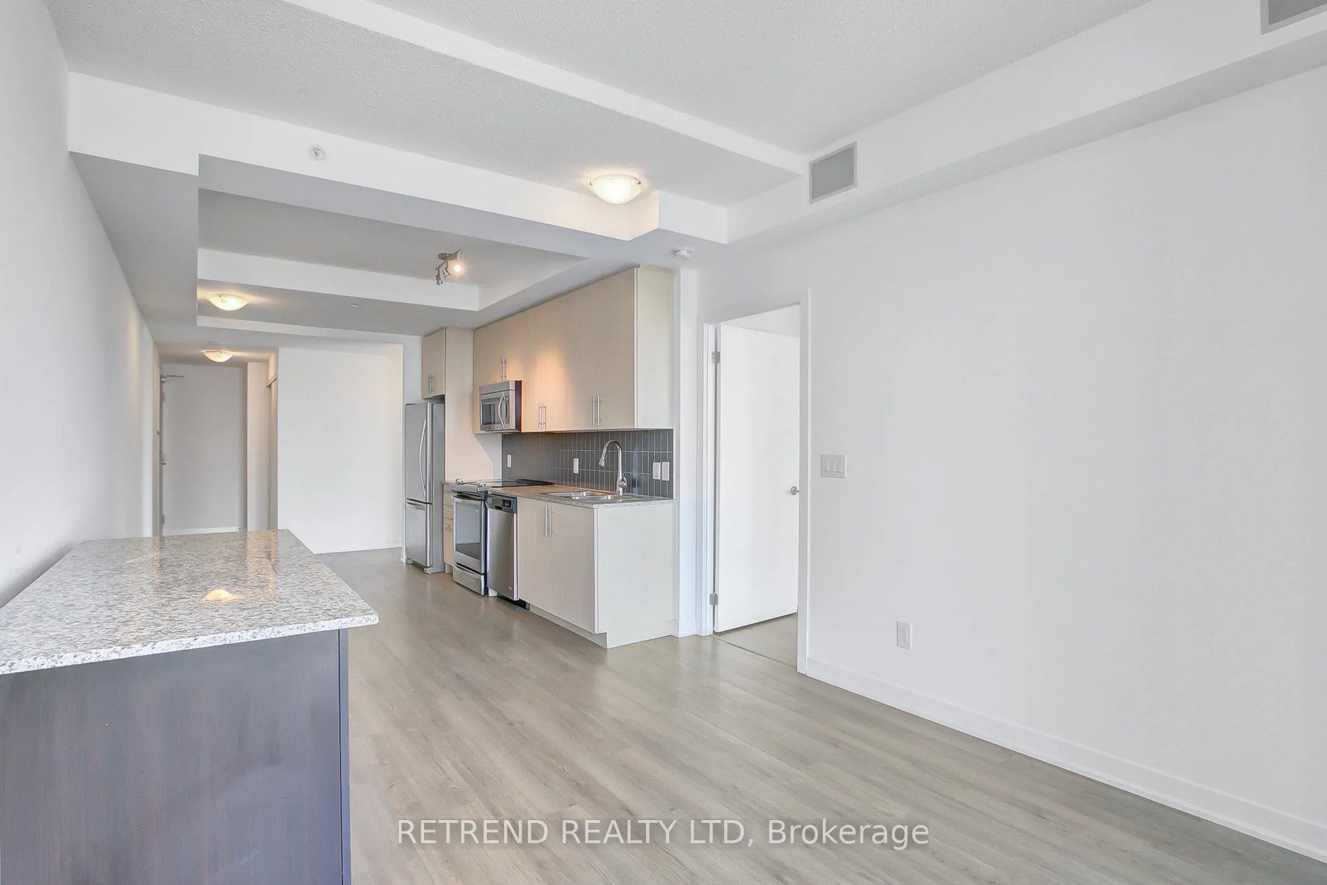 Photo 8 of Unit 1504, 85 Duke Street W, Kitchener, City Commercial Core — HOMEH