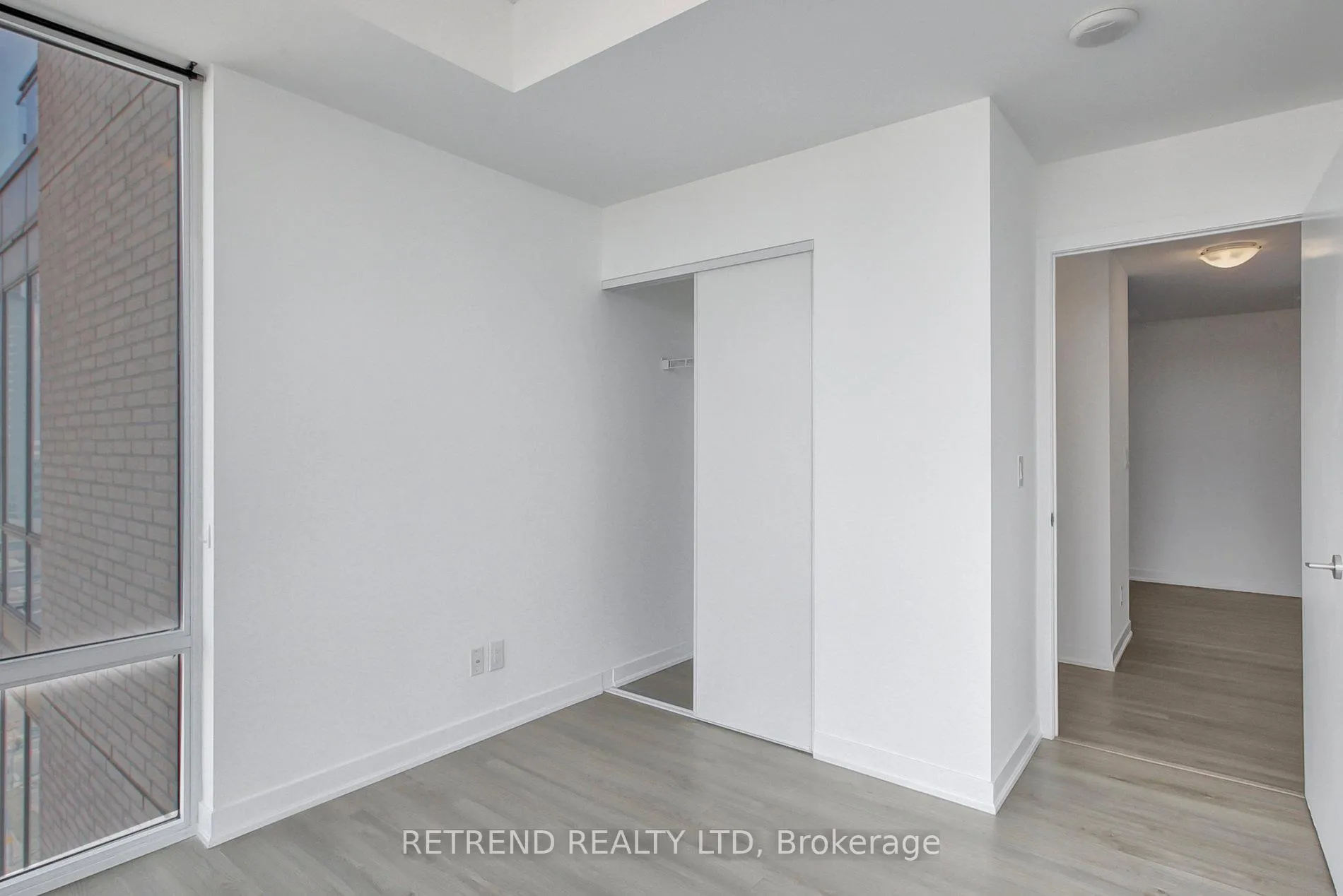 Photo 16 of Unit 1504, 85 Duke Street W, Kitchener, City Commercial Core — HOMEH