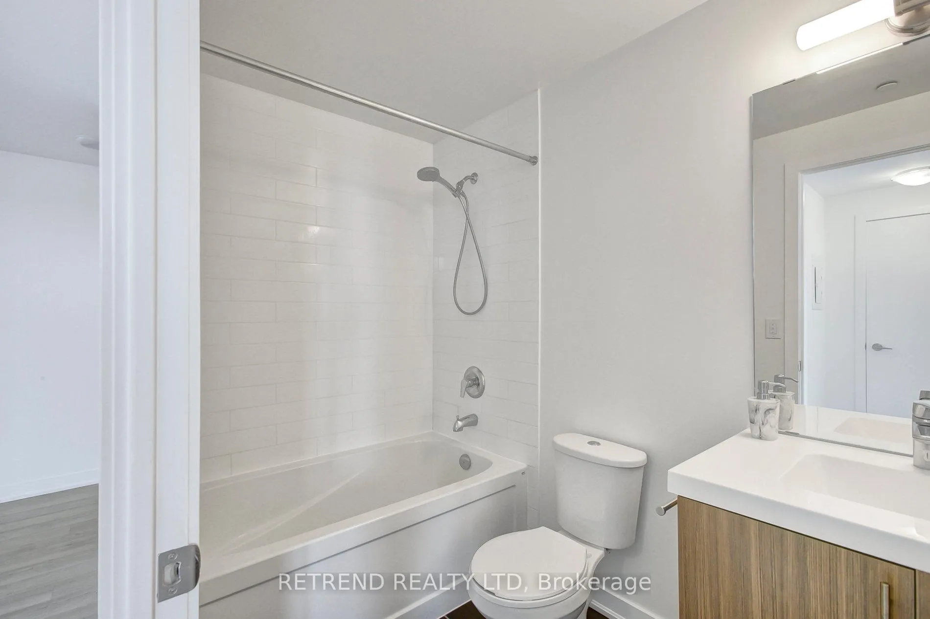 Photo 20 of Unit 1504, 85 Duke Street W, Kitchener, City Commercial Core — HOMEH