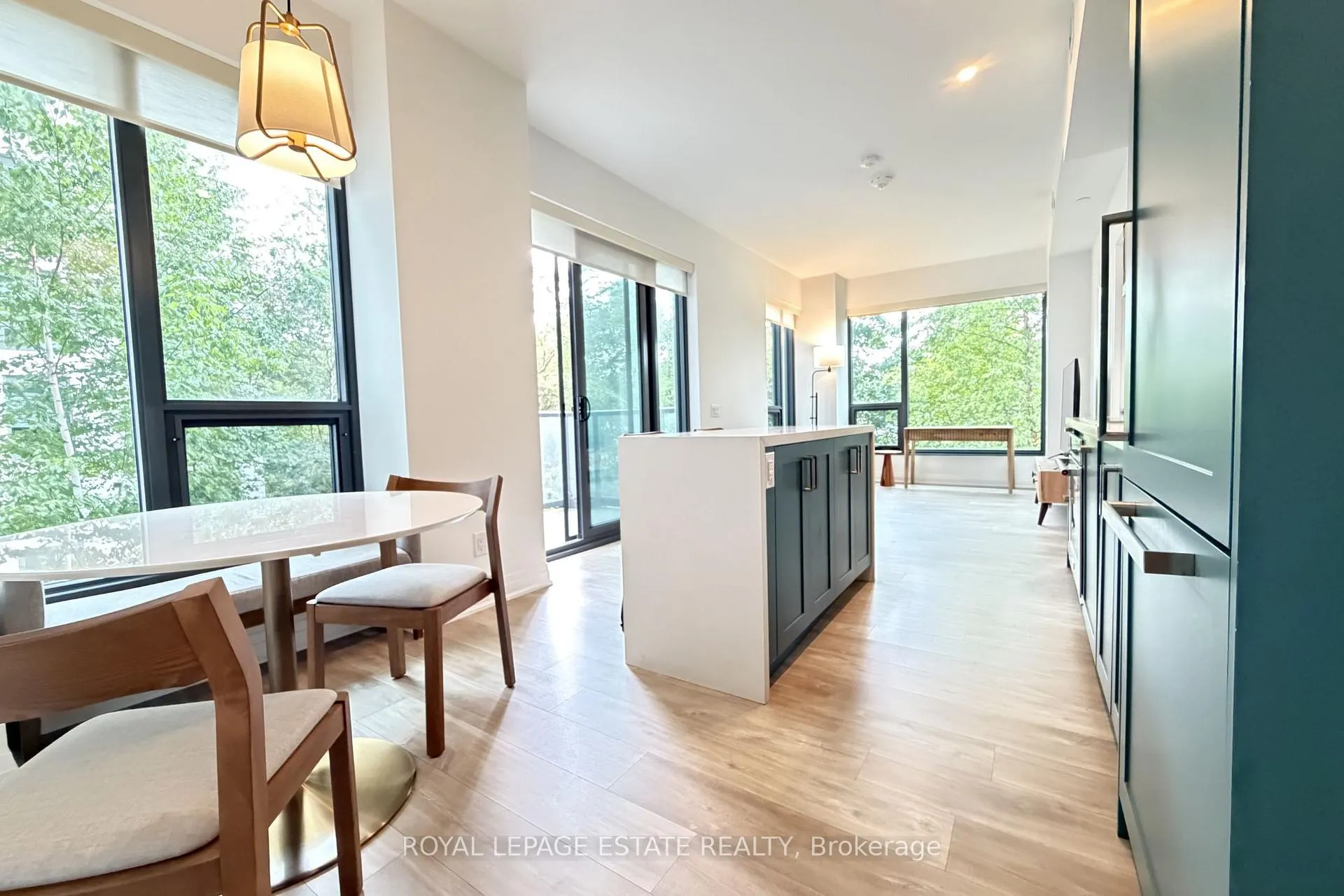 Photo 10 of Unit 326, 280 Howland Avenue, Toronto, The Annex — HOMEH