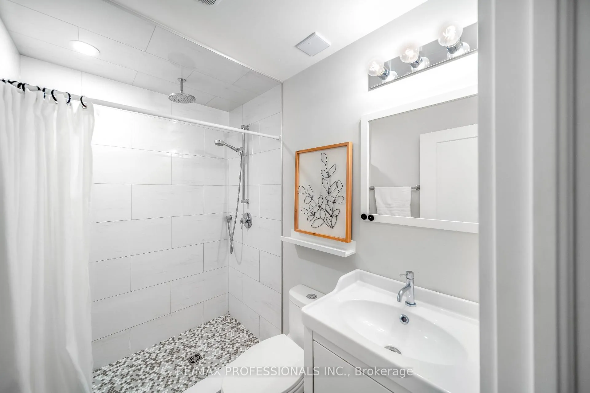 Photo 43 of 11 Pelham Drive, Vaughan, Kleinburg — HOMEH