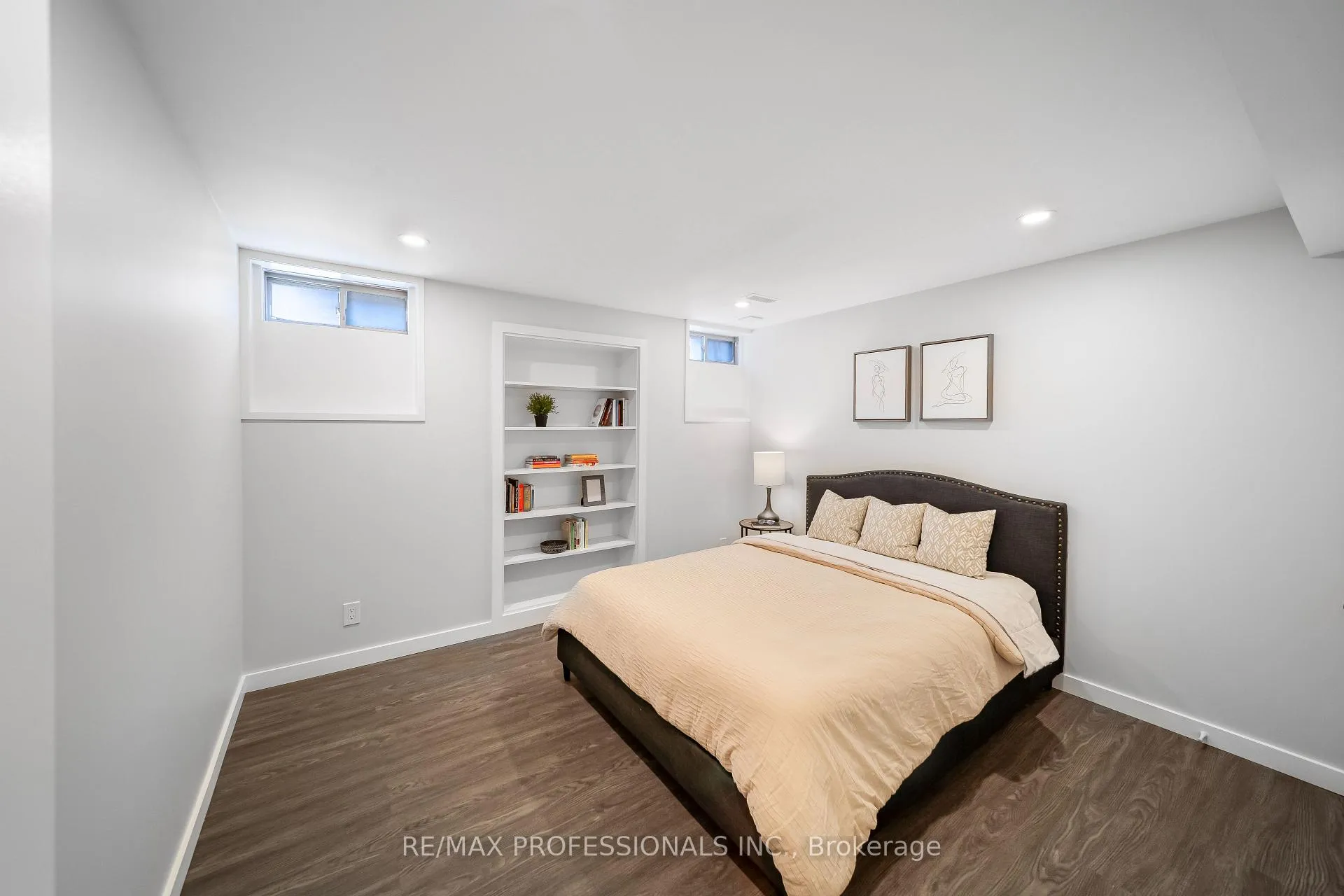 Photo 44 of 11 Pelham Drive, Vaughan, Kleinburg — HOMEH