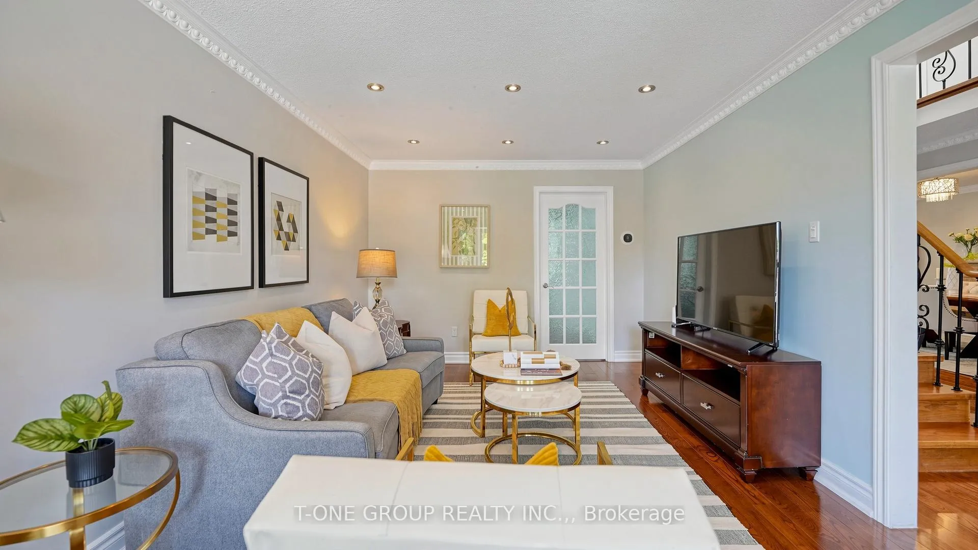 Photo 7 of 81 Marion Crescent, Markham, Raymerville — HOMEH