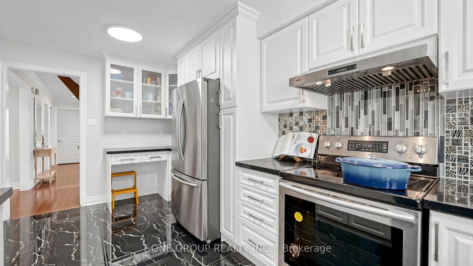 Photo 13 of 81 Marion Crescent, Markham, Raymerville — HOMEH