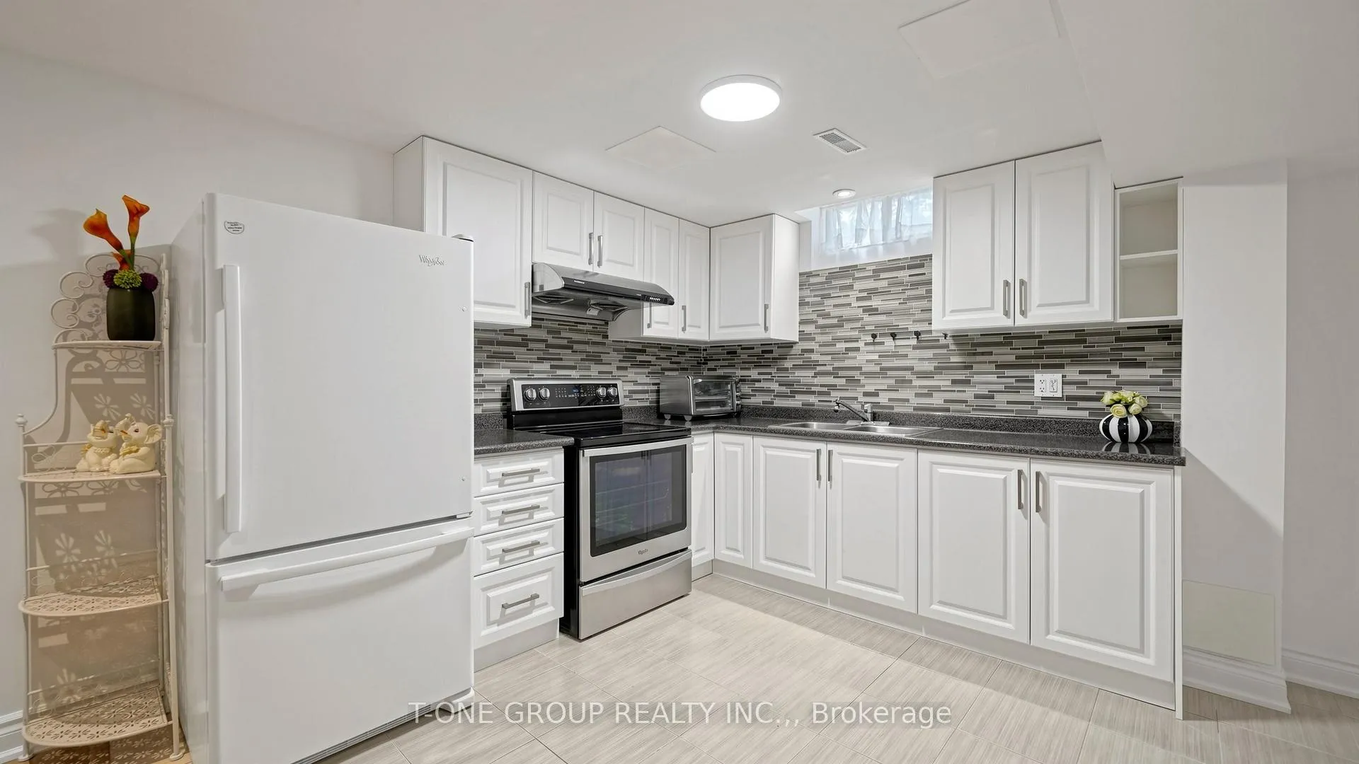 Photo 36 of 81 Marion Crescent, Markham, Raymerville — HOMEH