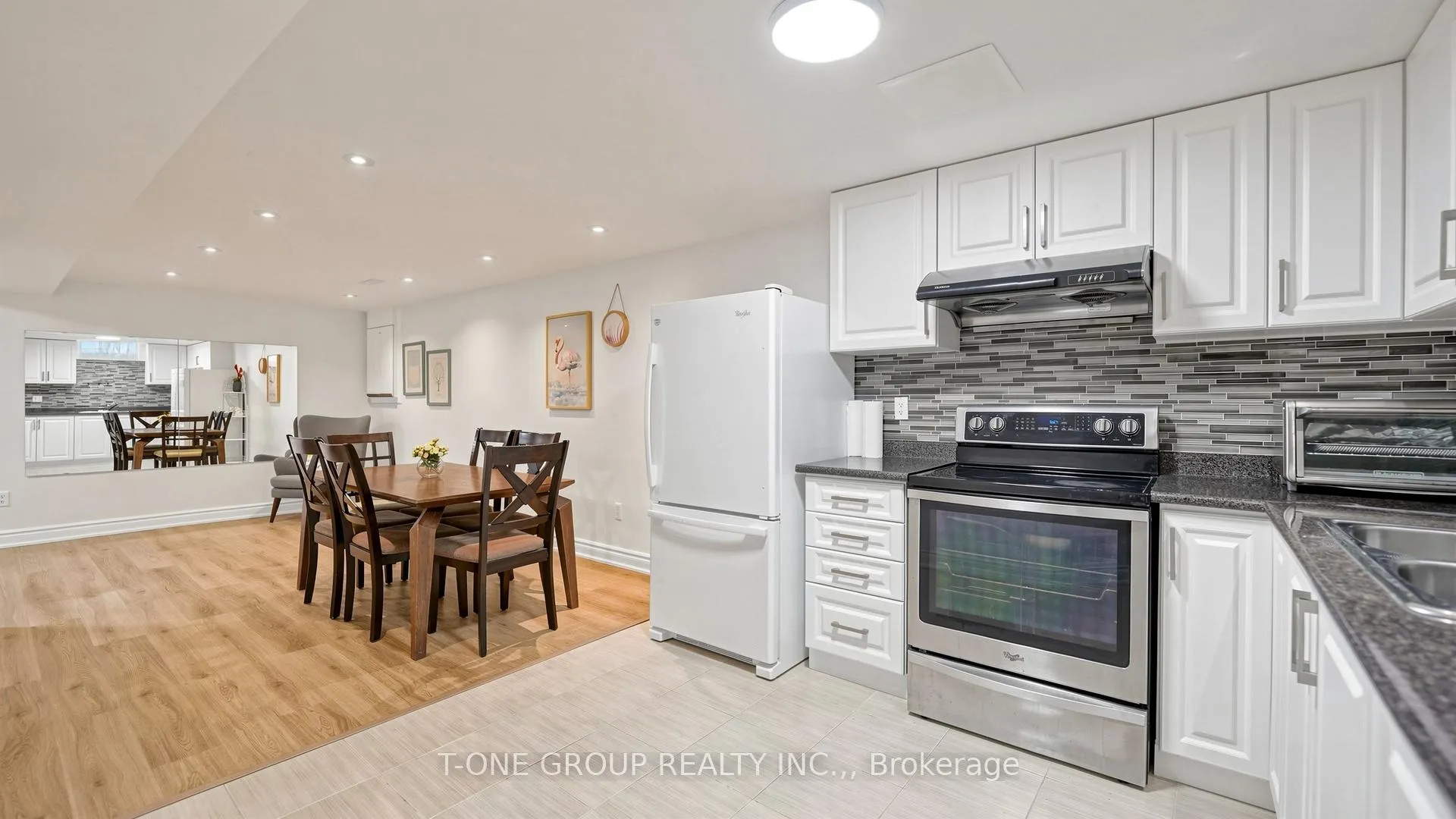 Photo 37 of 81 Marion Crescent, Markham, Raymerville — HOMEH