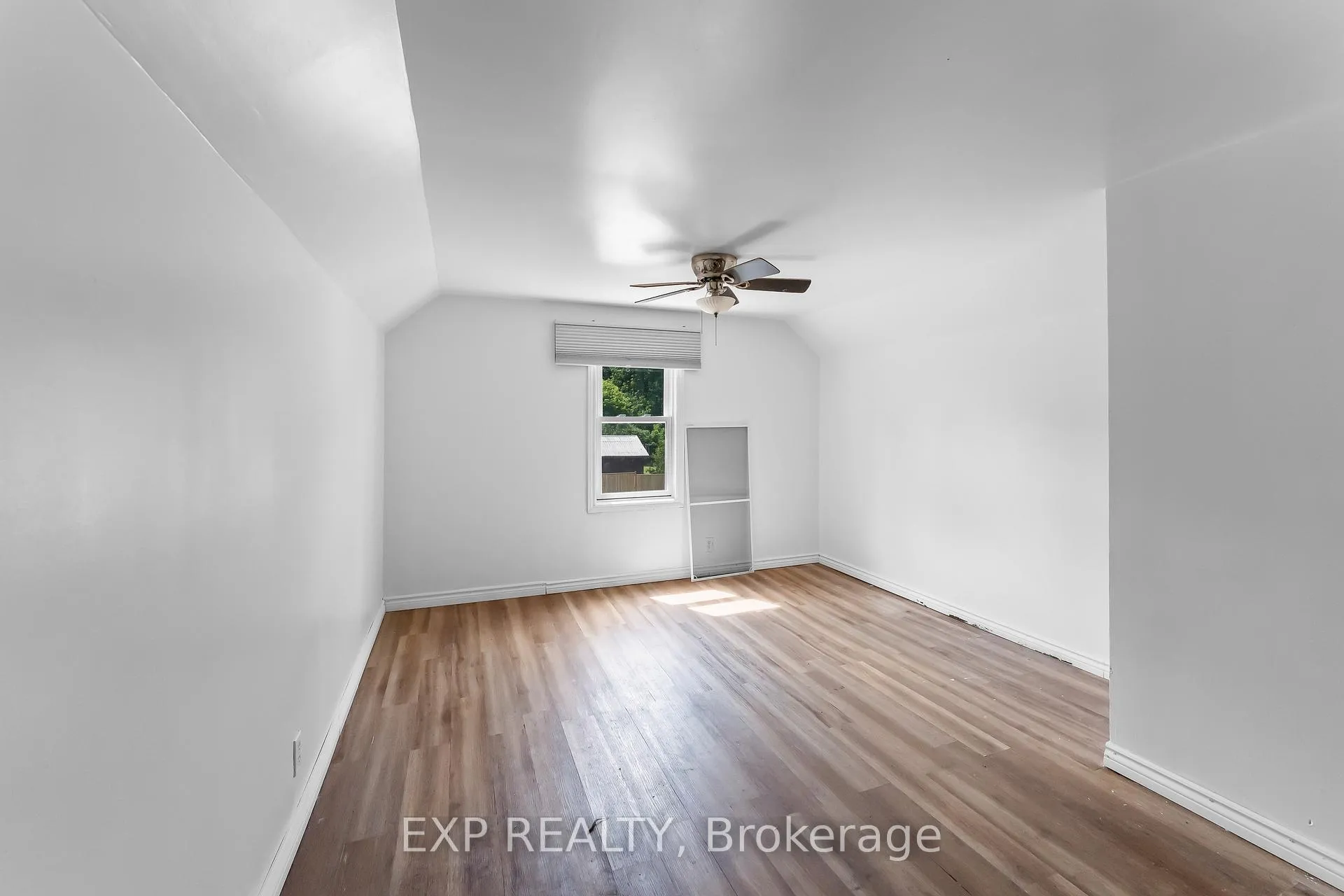 Photo 12 of 2073 Main Street, Norfolk — HOMEH