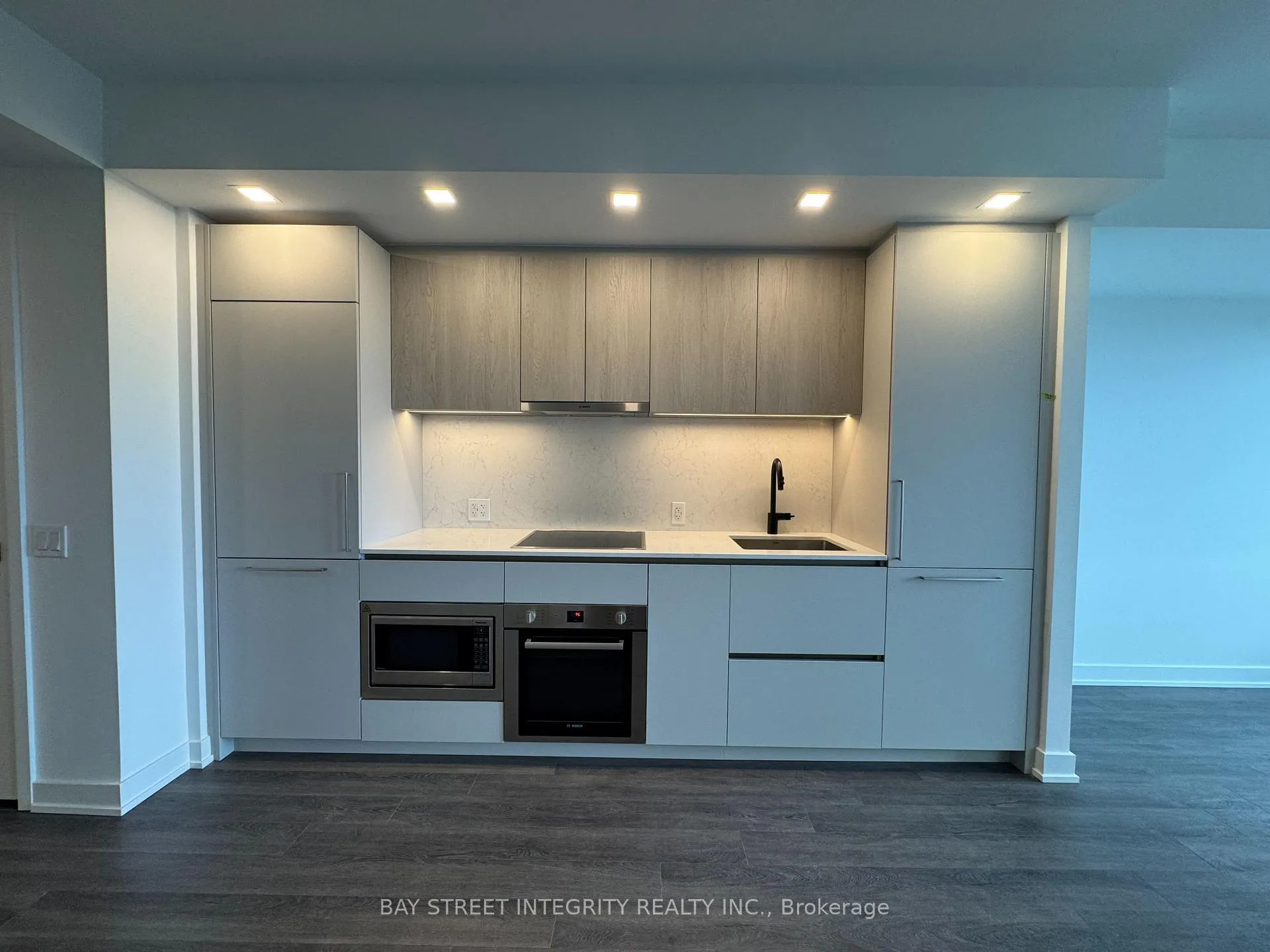 Photo 7 of Unit 3805, 609 Sherbourne Street, Toronto, North St. James Town — HOMEH