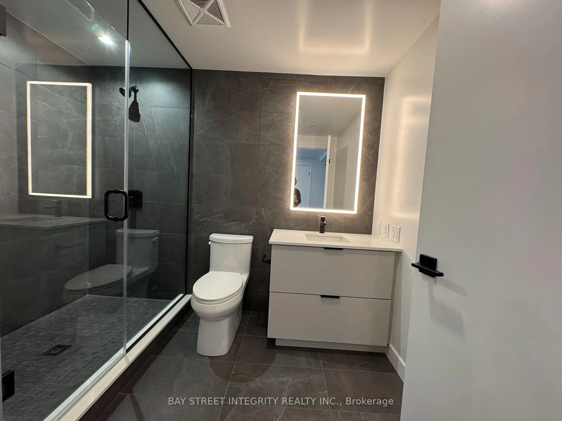 Photo 14 of Unit 3805, 609 Sherbourne Street, Toronto, North St. James Town — HOMEH