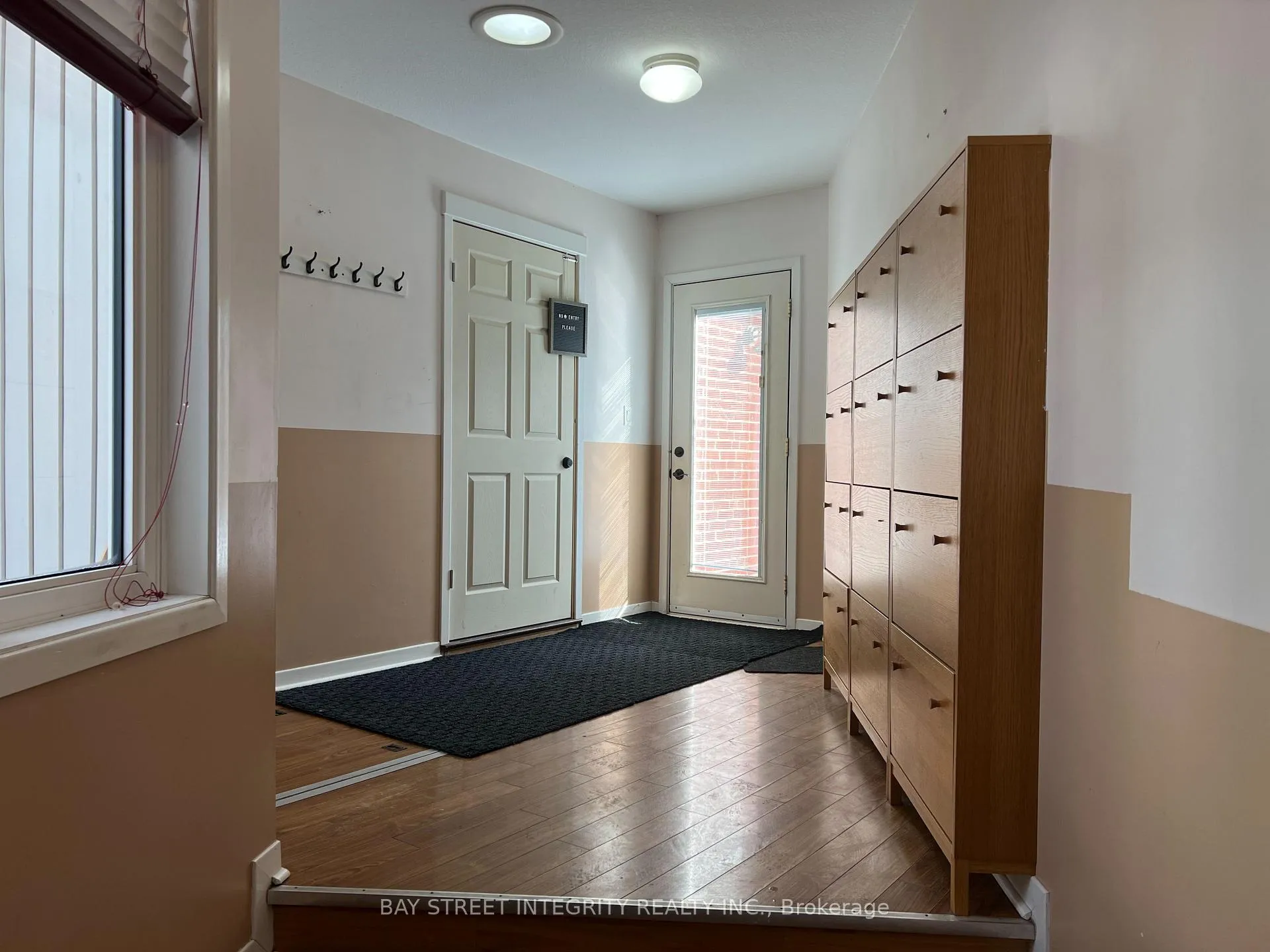 Photo 4 of Unit 2, 1339 Pinegrove Road, Oakville, West — HOMEH