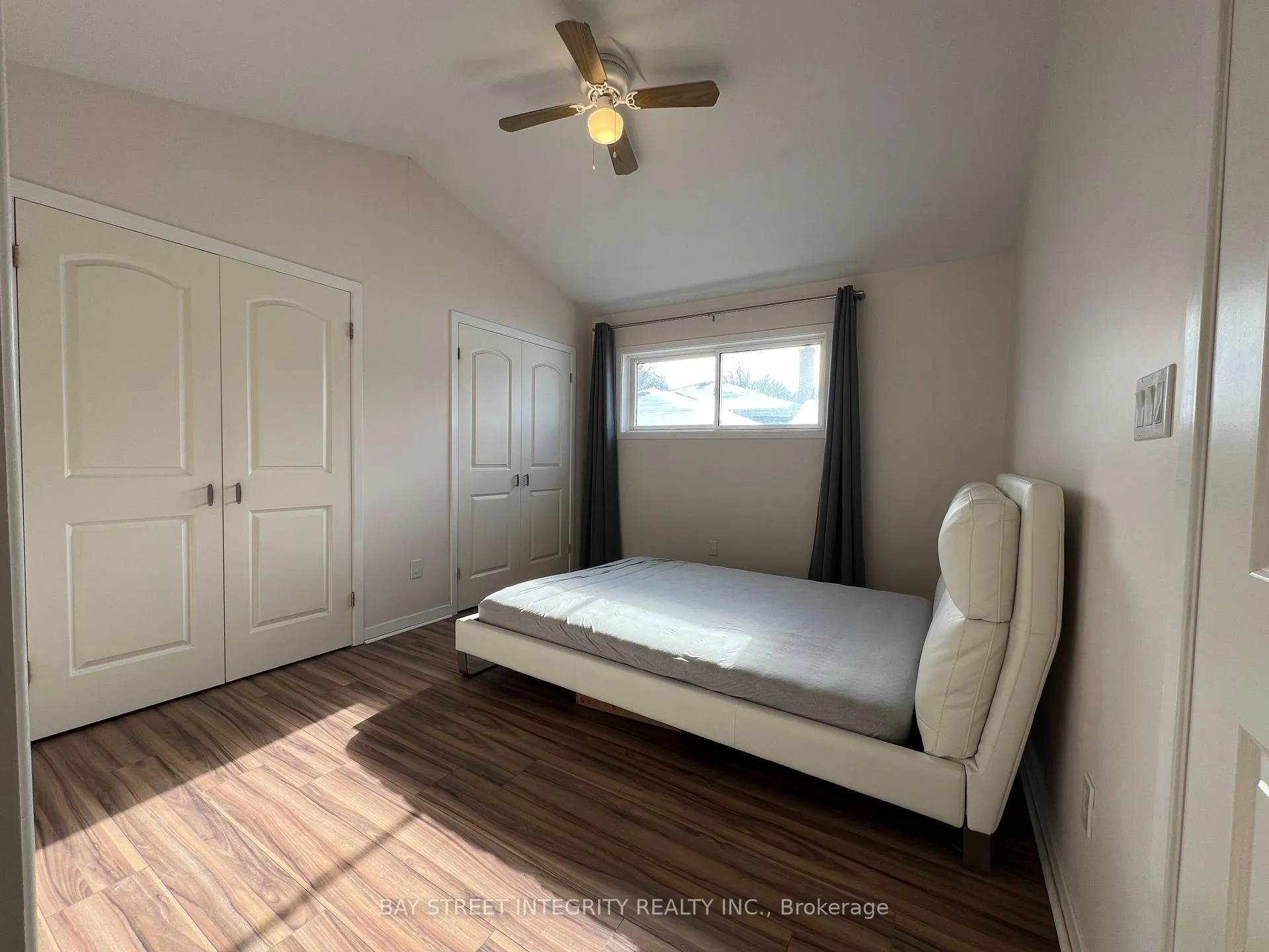 Photo 12 of Unit 2, 1339 Pinegrove Road, Oakville, West — HOMEH