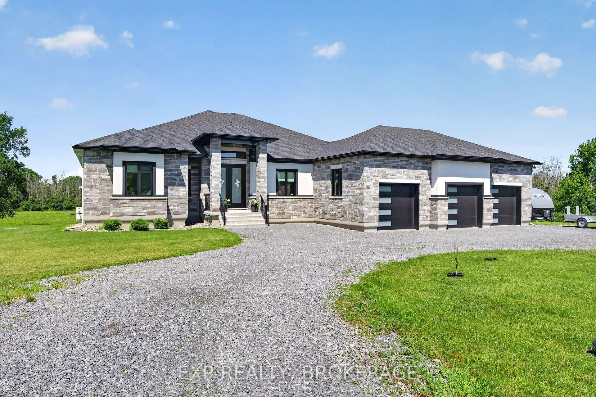 Photo 1 of 2515 Quabbin Road, Kingston, City North of 401 — HOMEH