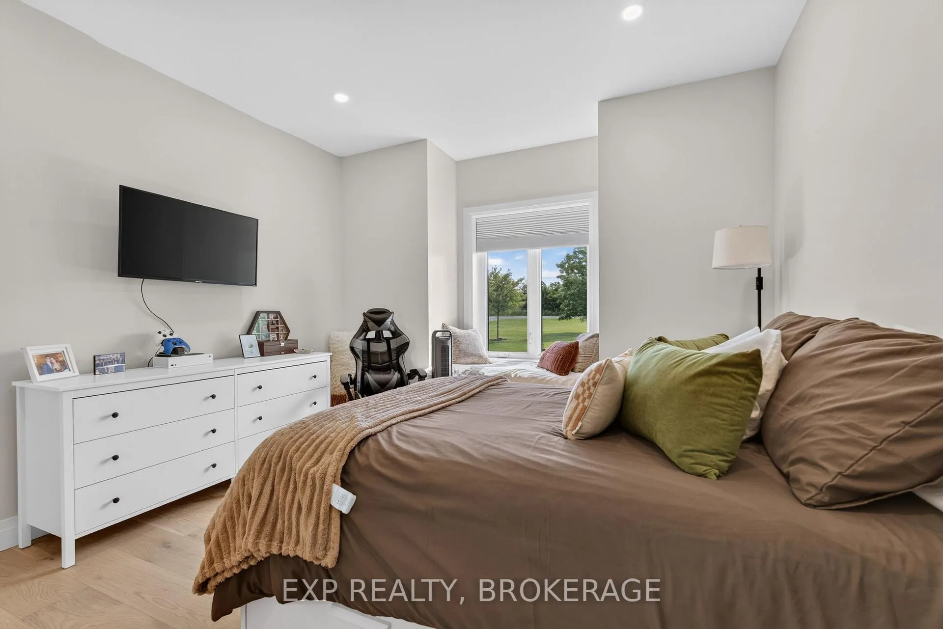 Photo 25 of 2515 Quabbin Road, Kingston, City North of 401 — HOMEH