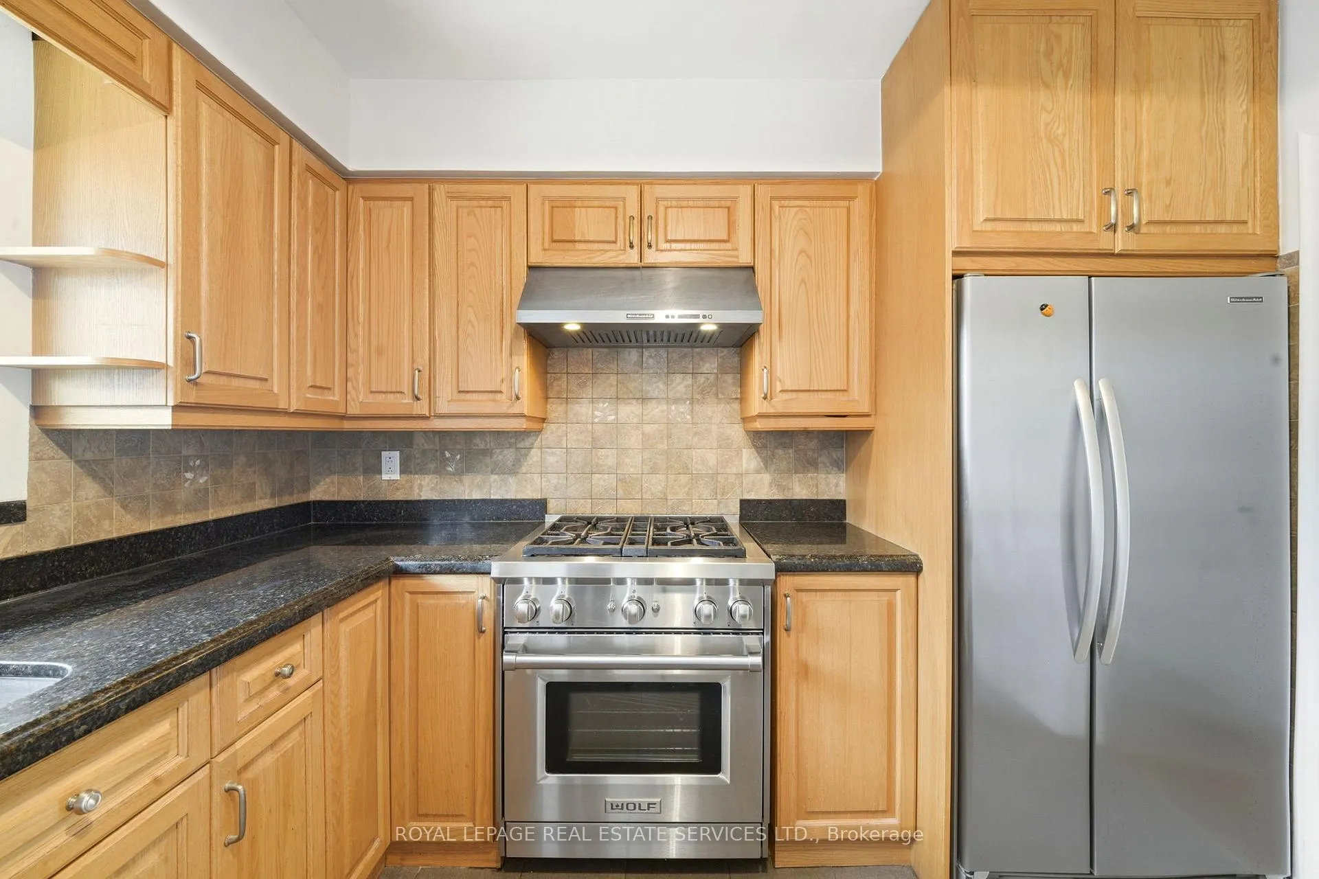 Photo 12 of 45 Poynter Drive, Etobicoke, Kingsview Village-The Westway — HOMEH