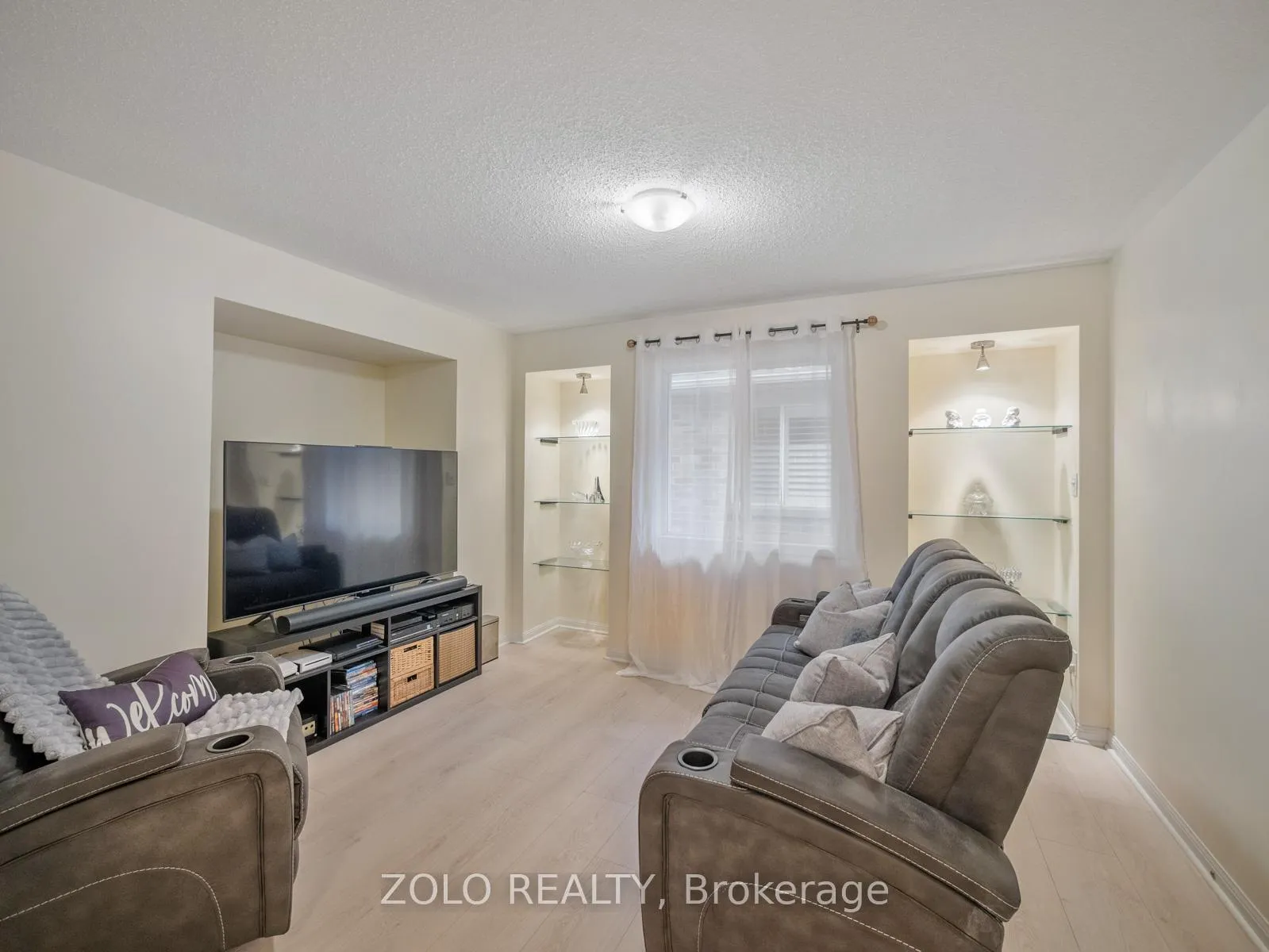 Photo 22 of 818 Cousens Terrace, Milton, Coates — HOMEH