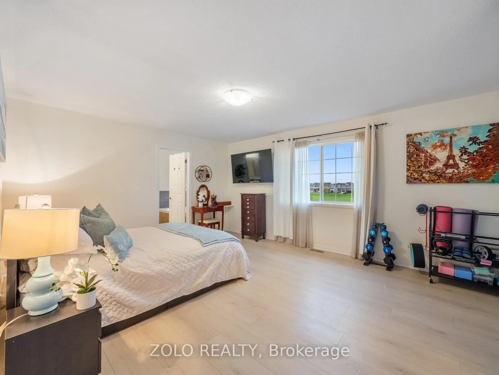 Photo 25 of 818 Cousens Terrace, Milton, Coates — HOMEH