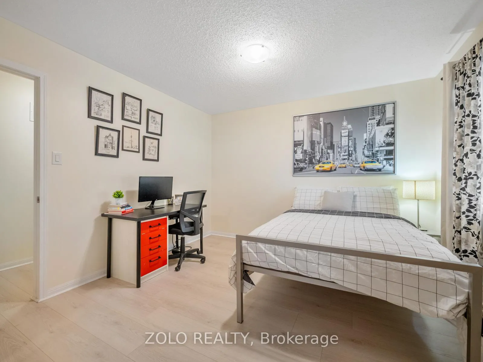 Photo 40 of 818 Cousens Terrace, Milton, Coates — HOMEH