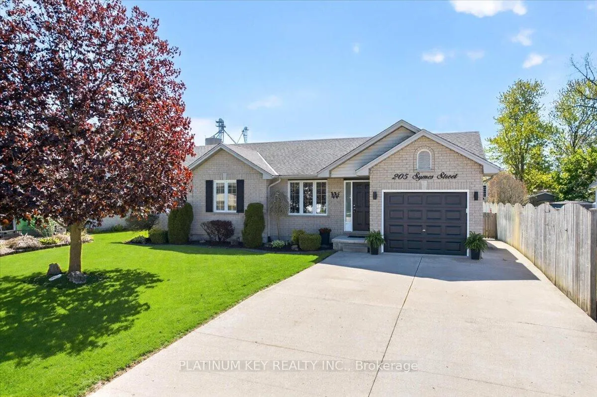 Photo 1 of 205 Symes Street, Southwest Middlesex, Glencoe — HOMEH
