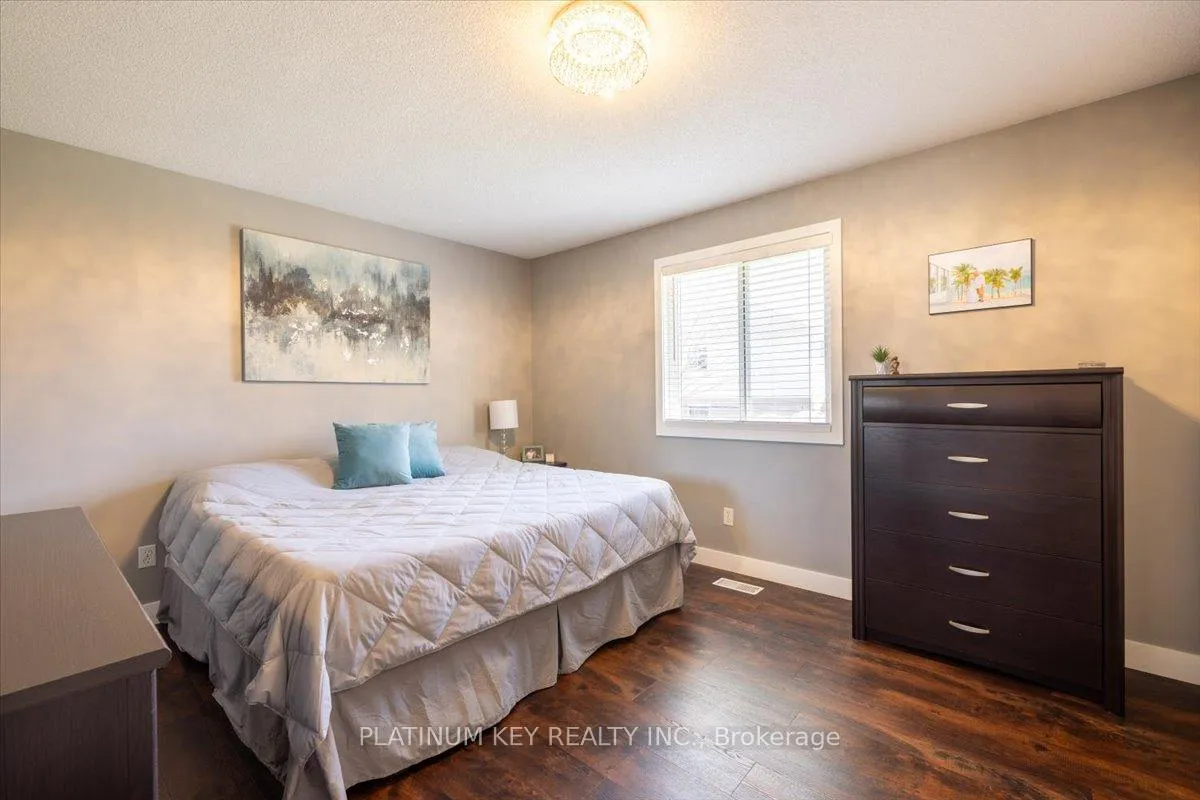 Photo 9 of 205 Symes Street, Southwest Middlesex, Glencoe — HOMEH