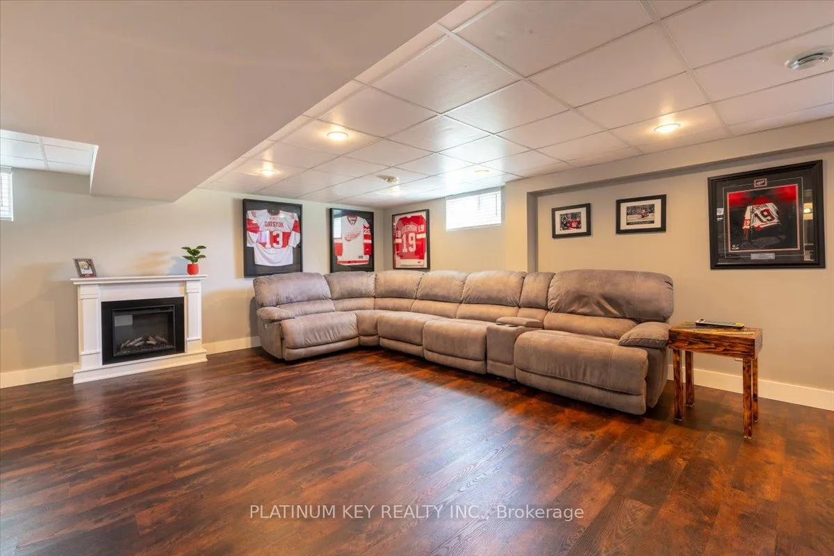 Photo 15 of 205 Symes Street, Southwest Middlesex, Glencoe — HOMEH