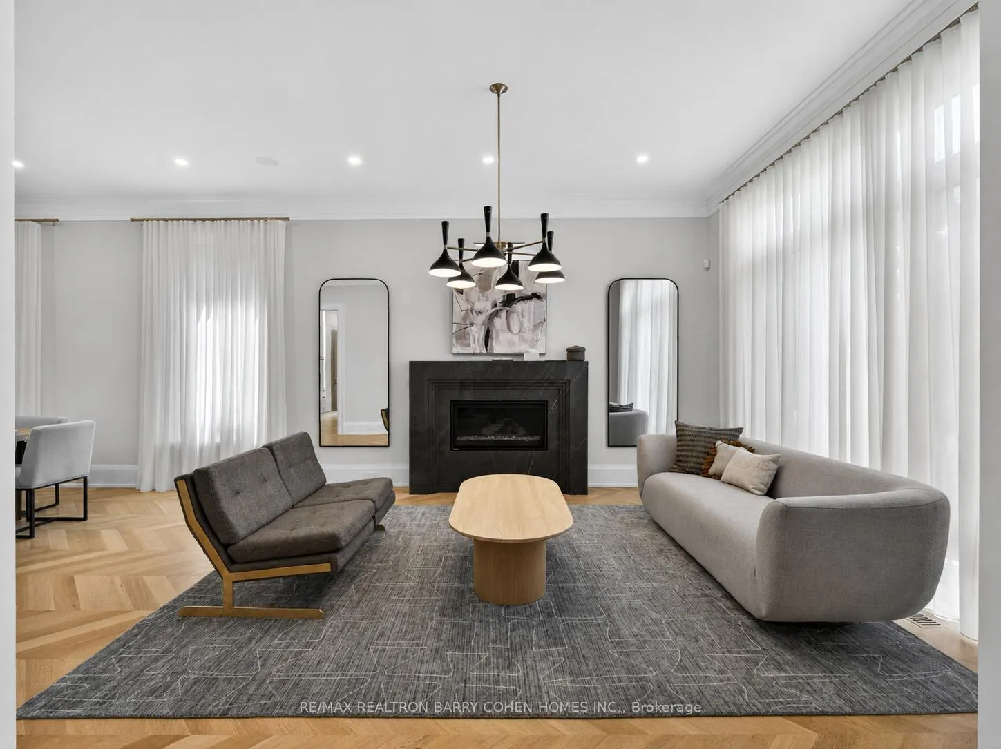 Photo 6 of 201 Hillhurst Boulevard, Toronto, Bedford Park-Nortown — HOMEH