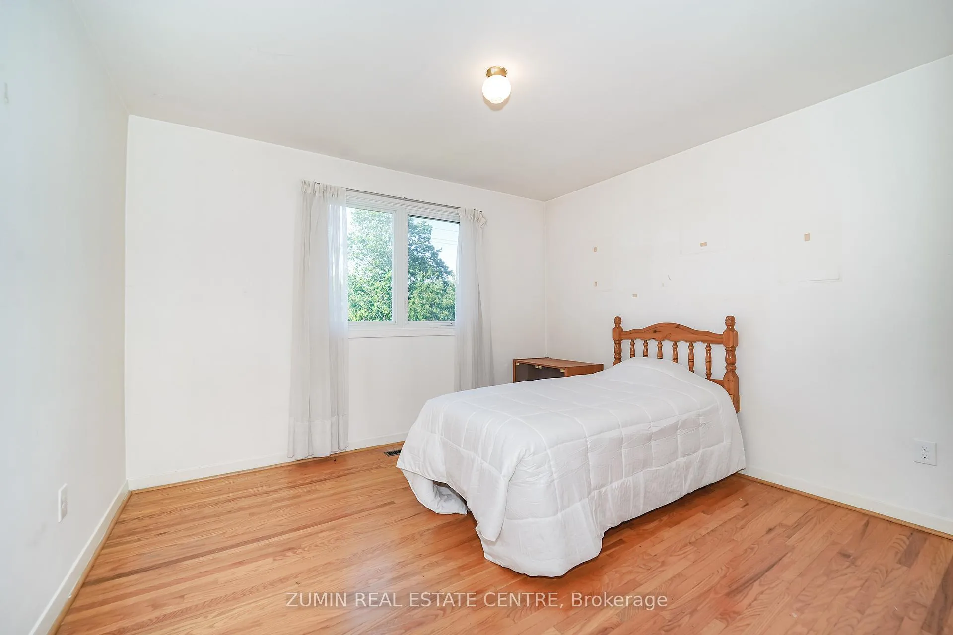 Photo 20 of 9 Oldborough Circle, North York, Don Valley Village — HOMEH