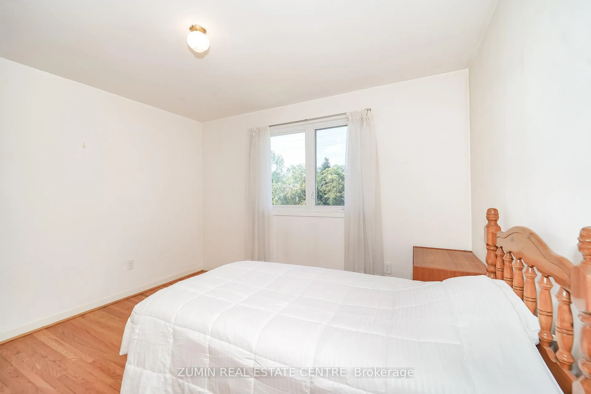 Photo 21 of 9 Oldborough Circle, North York, Don Valley Village — HOMEH