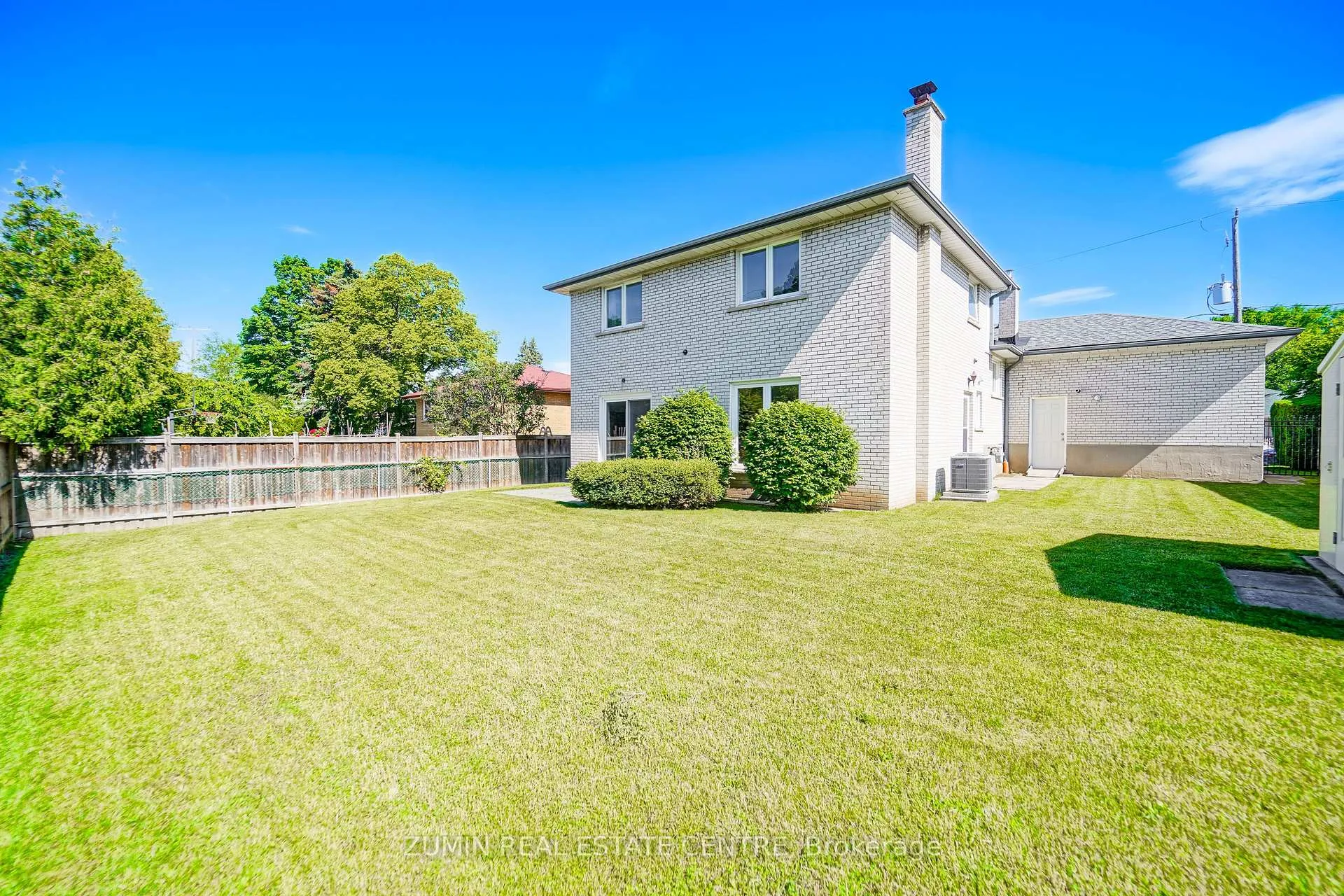 Photo 38 of 9 Oldborough Circle, North York, Don Valley Village — HOMEH