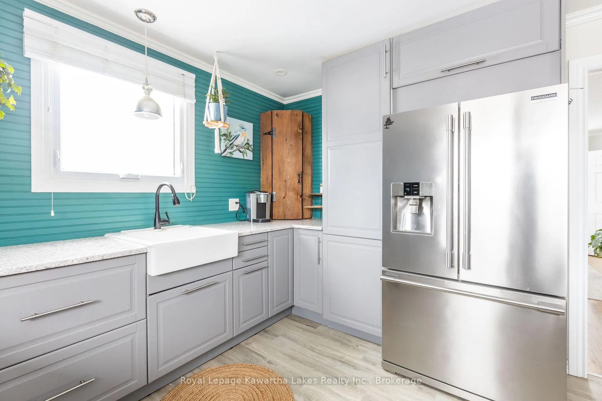 Photo 7 of 104 Cameron Drive, Kawartha Lakes, Fenelon — HOMEH