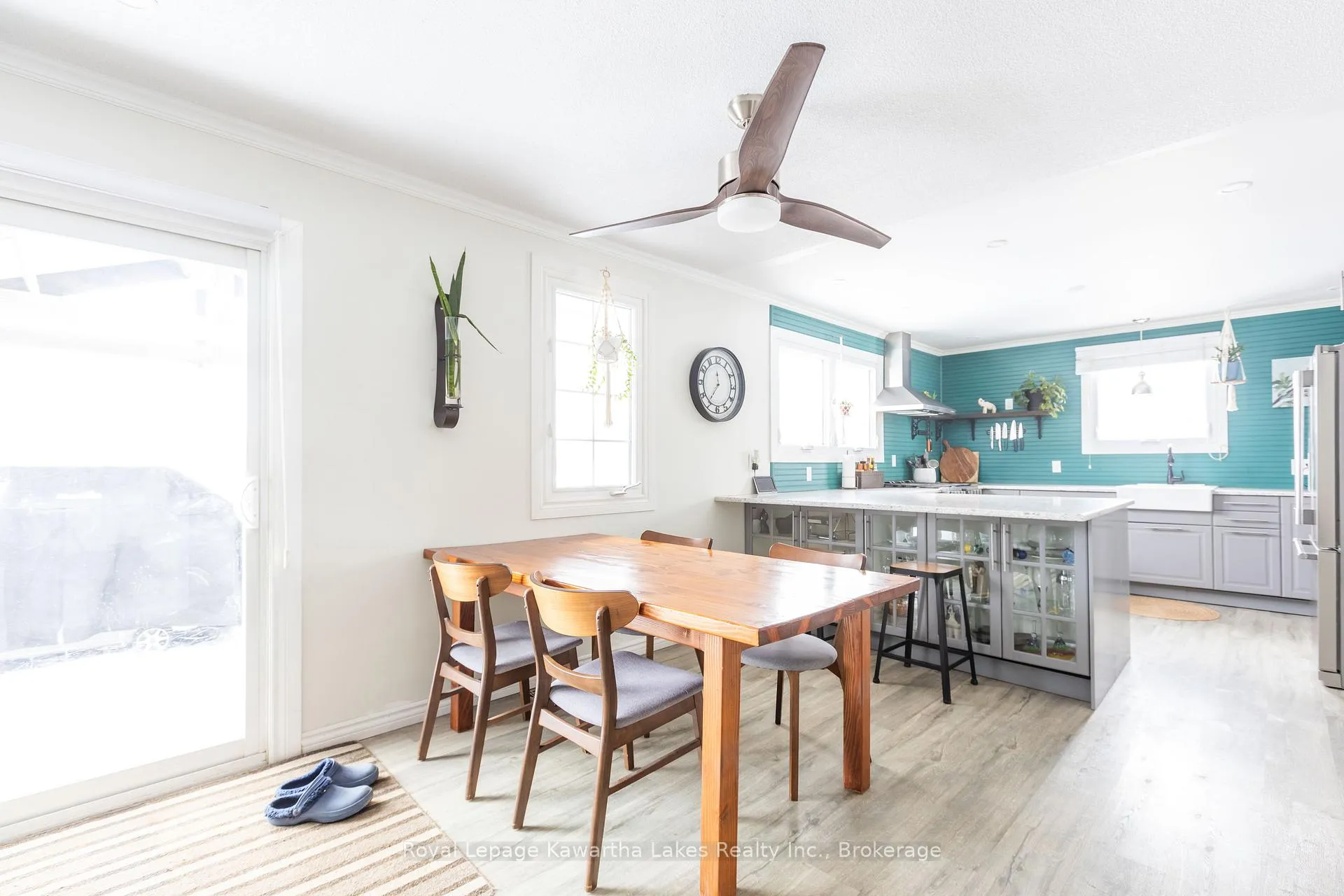 Photo 11 of 104 Cameron Drive, Kawartha Lakes, Fenelon — HOMEH