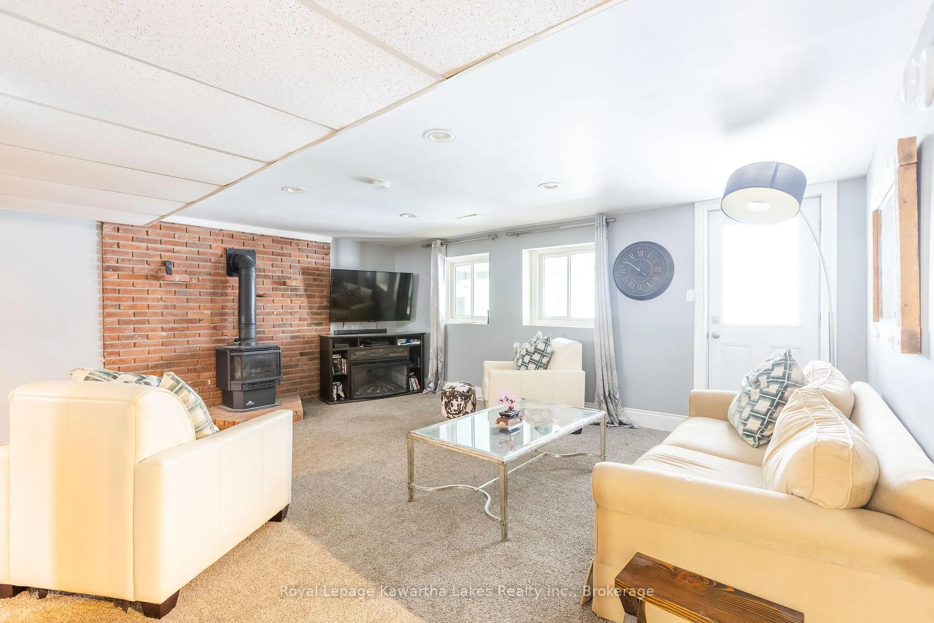 Photo 22 of 104 Cameron Drive, Kawartha Lakes, Fenelon — HOMEH