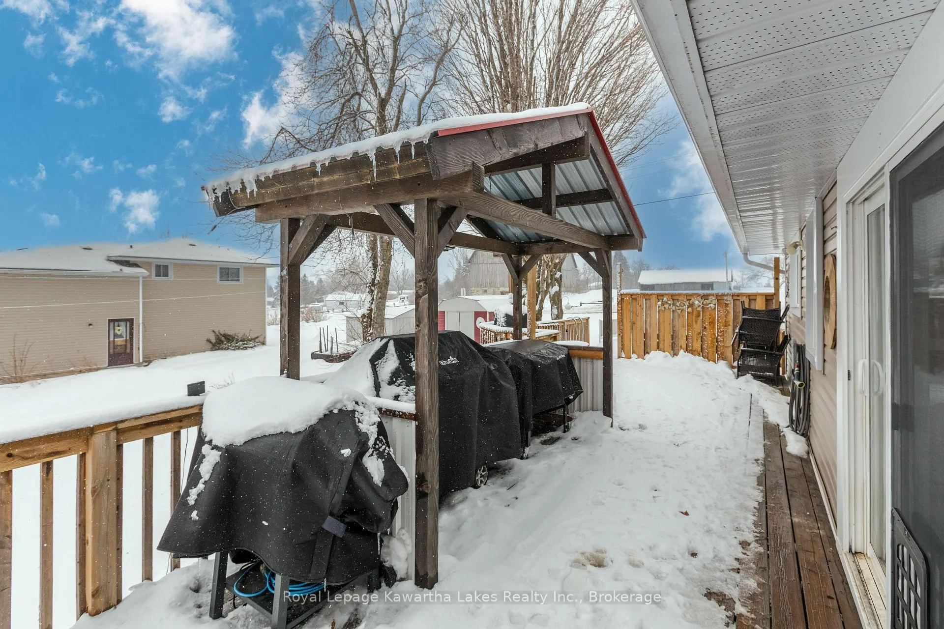 Photo 27 of 104 Cameron Drive, Kawartha Lakes, Fenelon — HOMEH