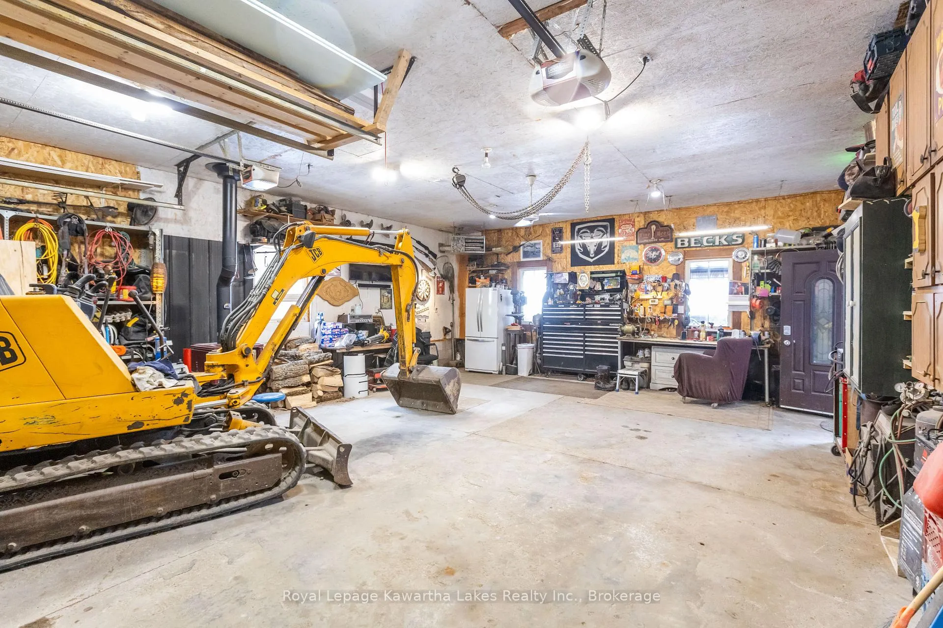 Photo 30 of 104 Cameron Drive, Kawartha Lakes, Fenelon — HOMEH