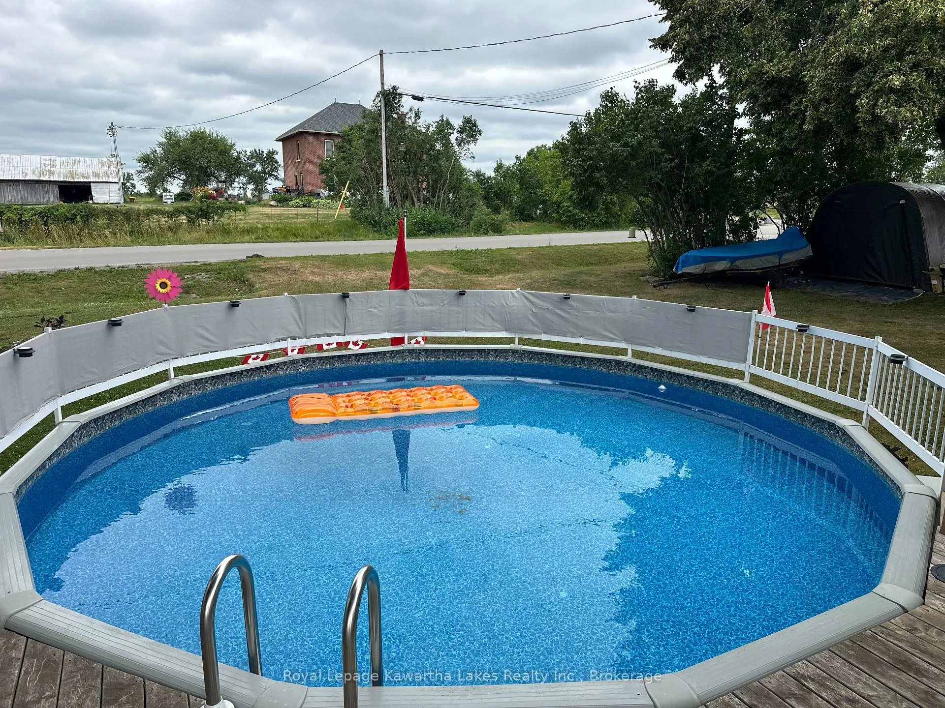 Photo 32 of 104 Cameron Drive, Kawartha Lakes, Fenelon — HOMEH