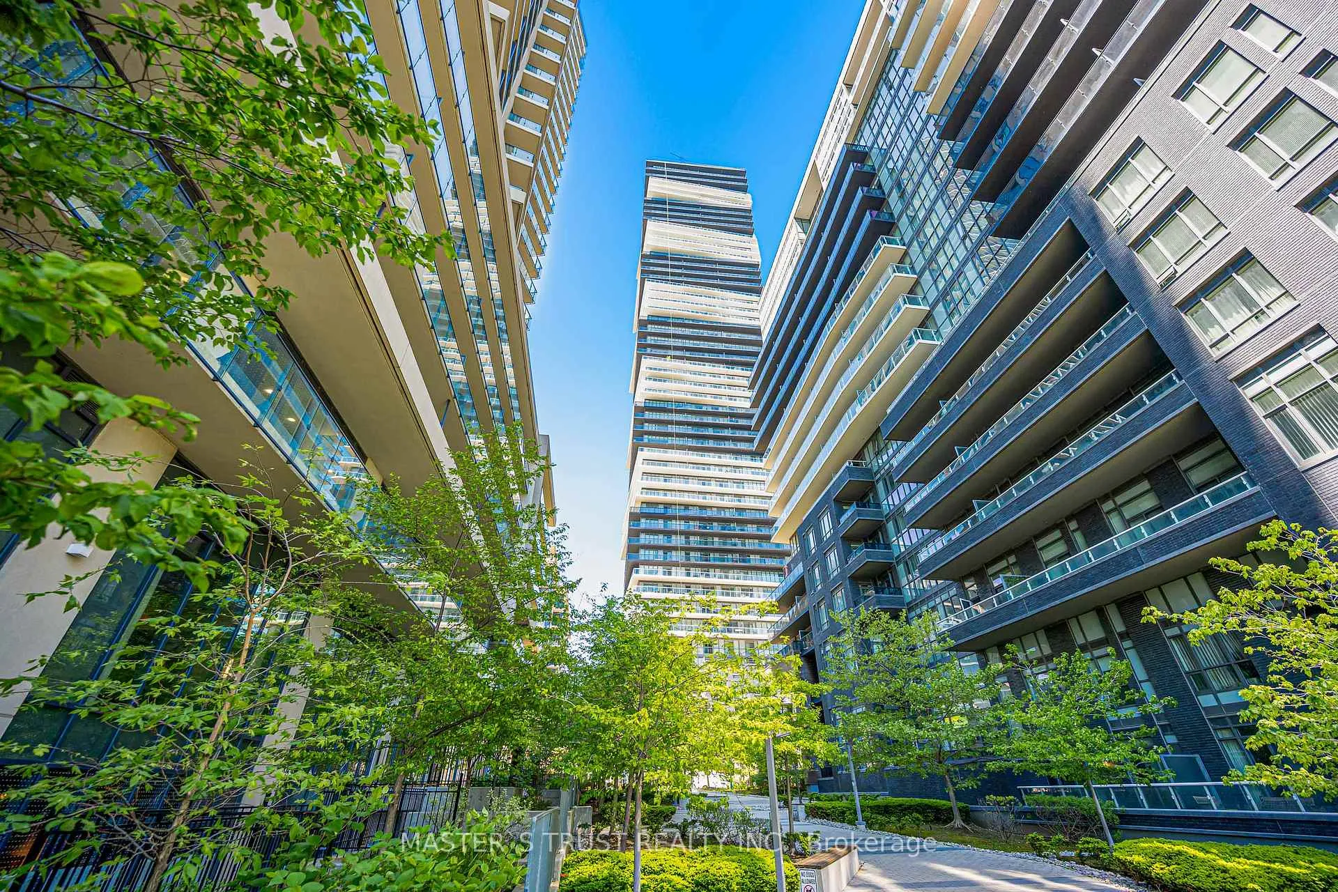 Photo 16 of Unit #1109, 56 Annie Craig Drive, Etobicoke, Mimico — HOMEH