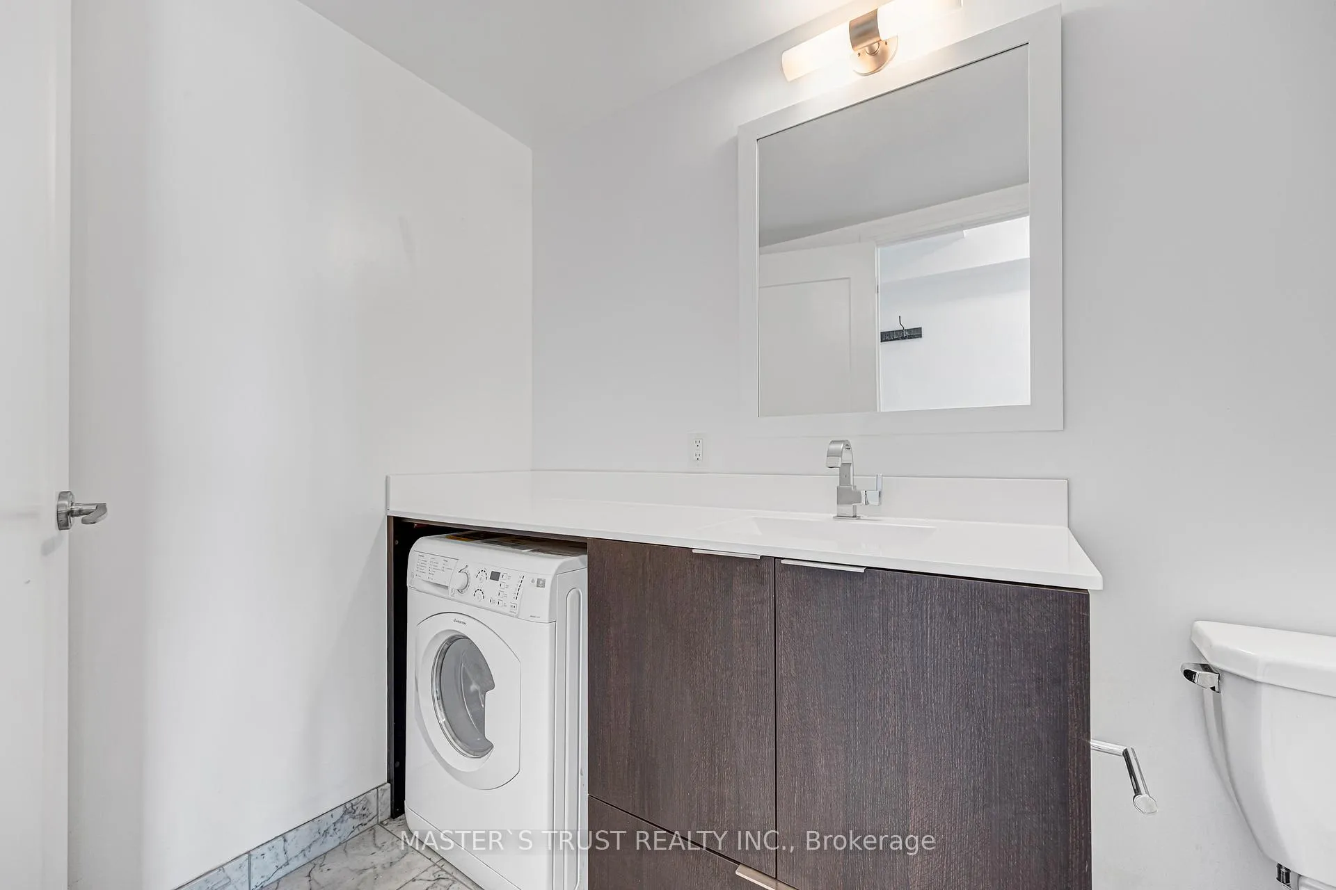 Photo 13 of Unit #1109, 56 Annie Craig Drive, Etobicoke, Mimico — HOMEH