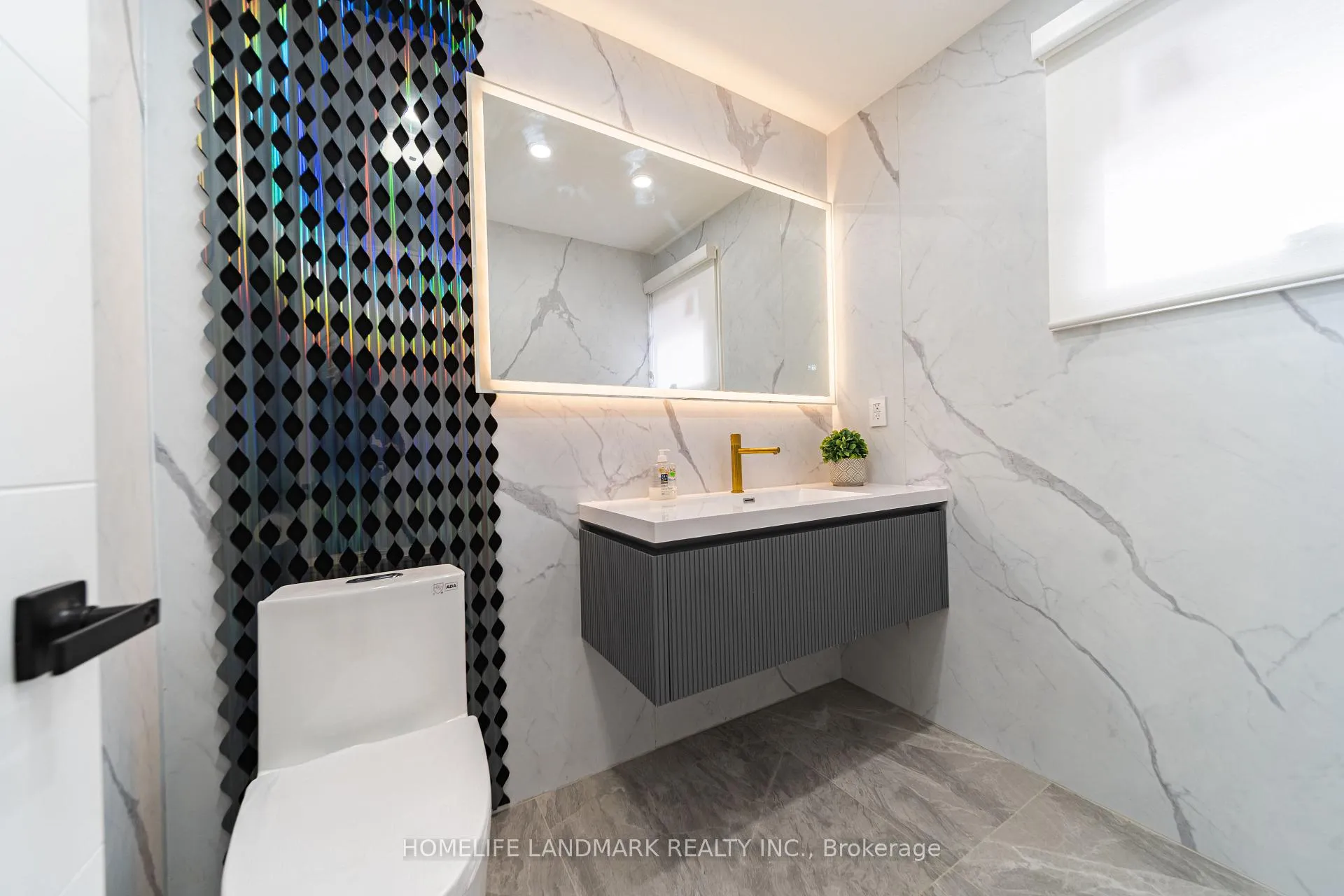 Photo 13 of 224 Macedonia Crescent, Mississauga, Fairview — HOMEH
