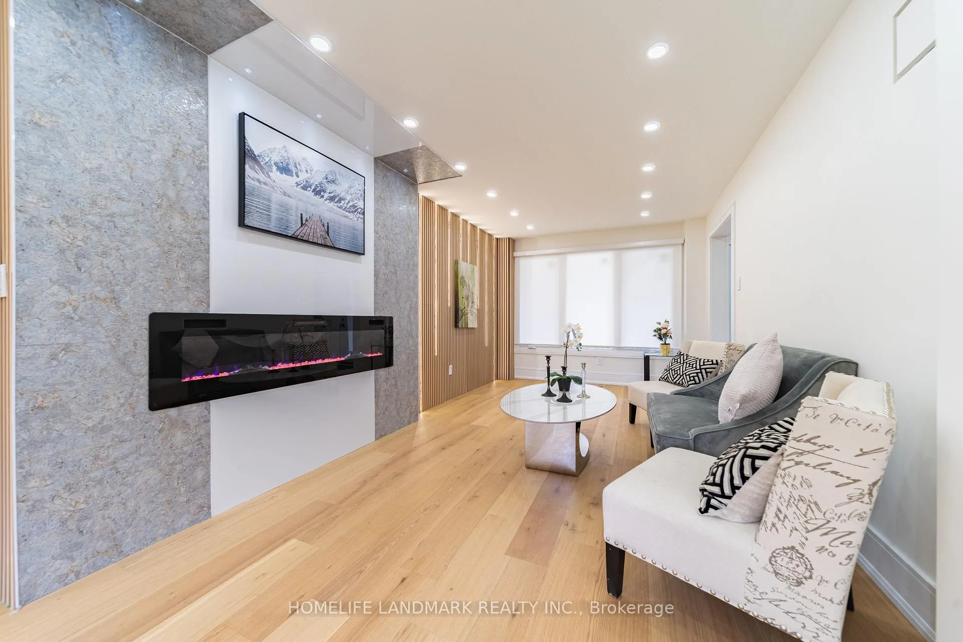 Photo 28 of 224 Macedonia Crescent, Mississauga, Fairview — HOMEH