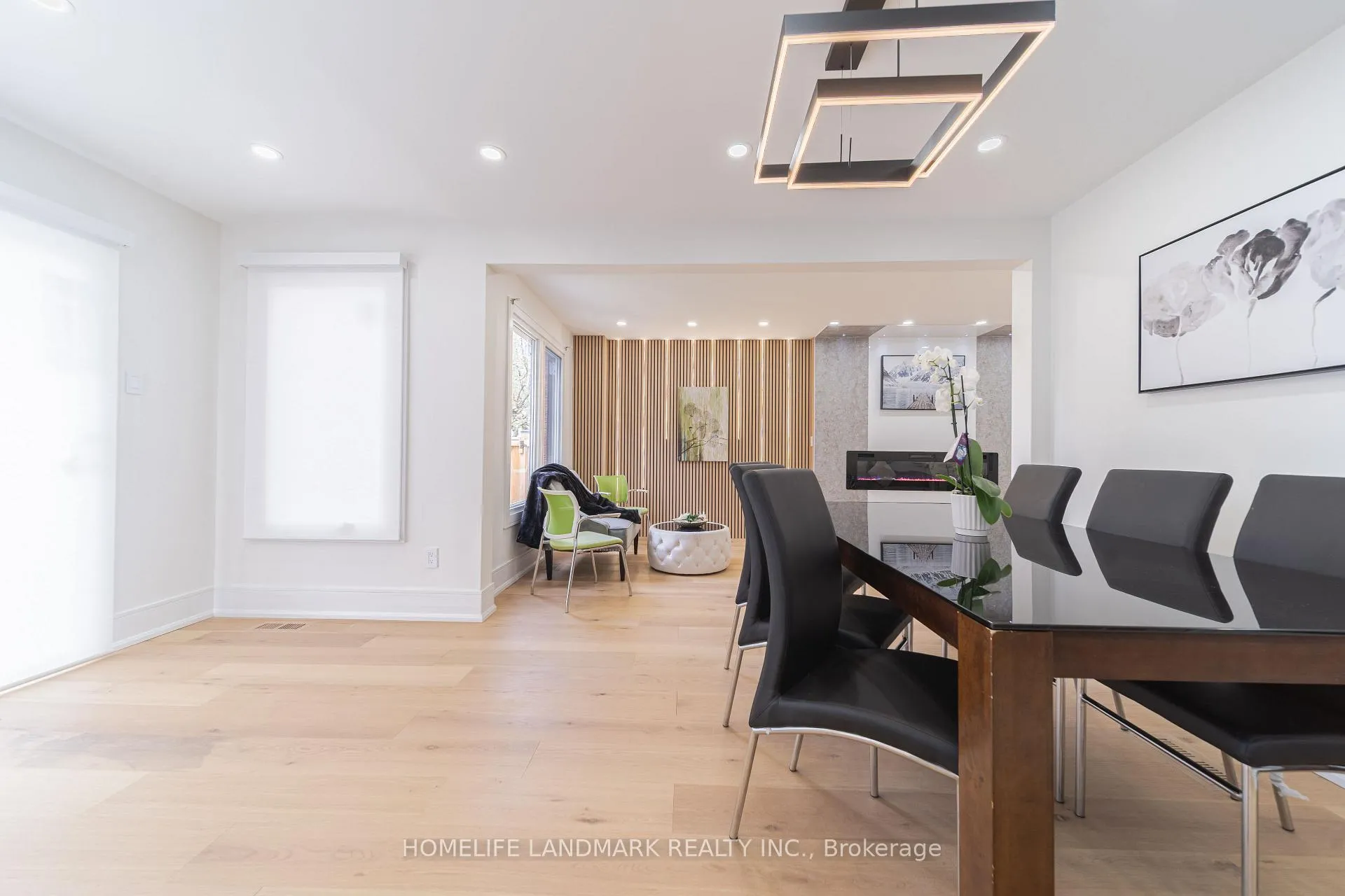 Photo 30 of 224 Macedonia Crescent, Mississauga, Fairview — HOMEH