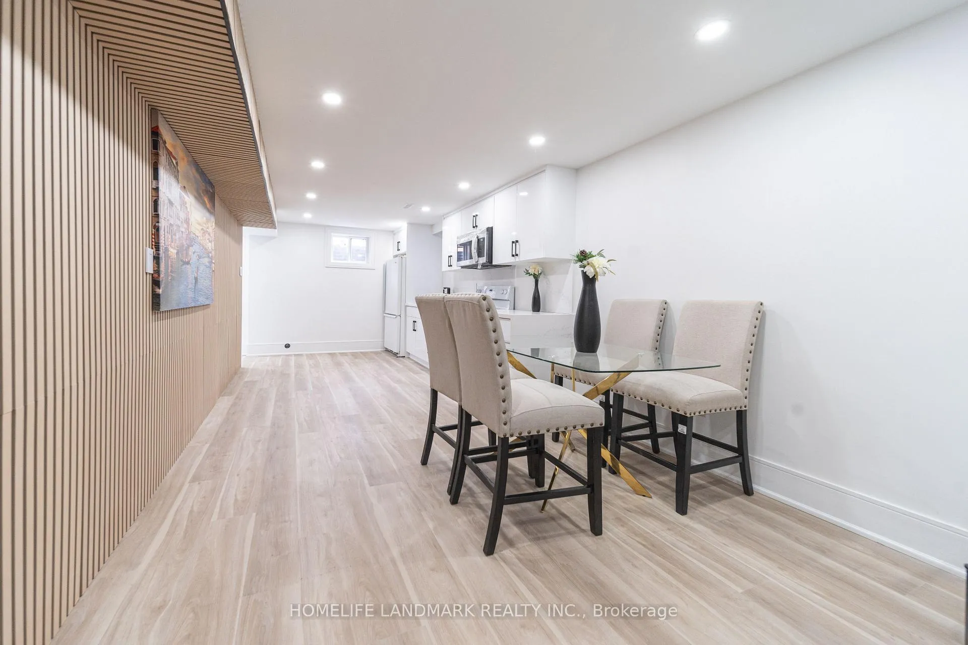 Photo 34 of 224 Macedonia Crescent, Mississauga, Fairview — HOMEH