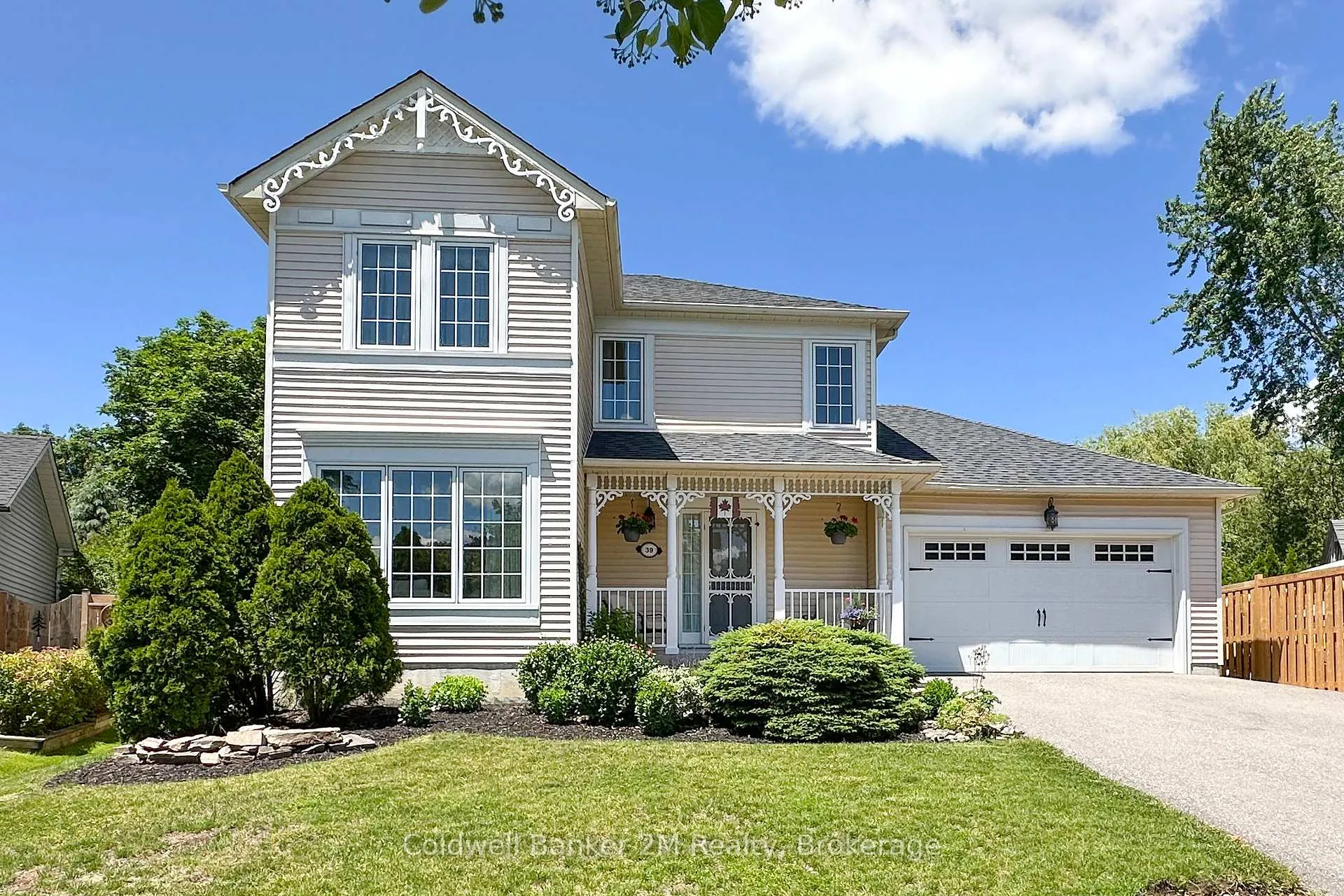 Photo 2 of 39 Poplar Park Crescent, Scugog, Port Perry — HOMEH