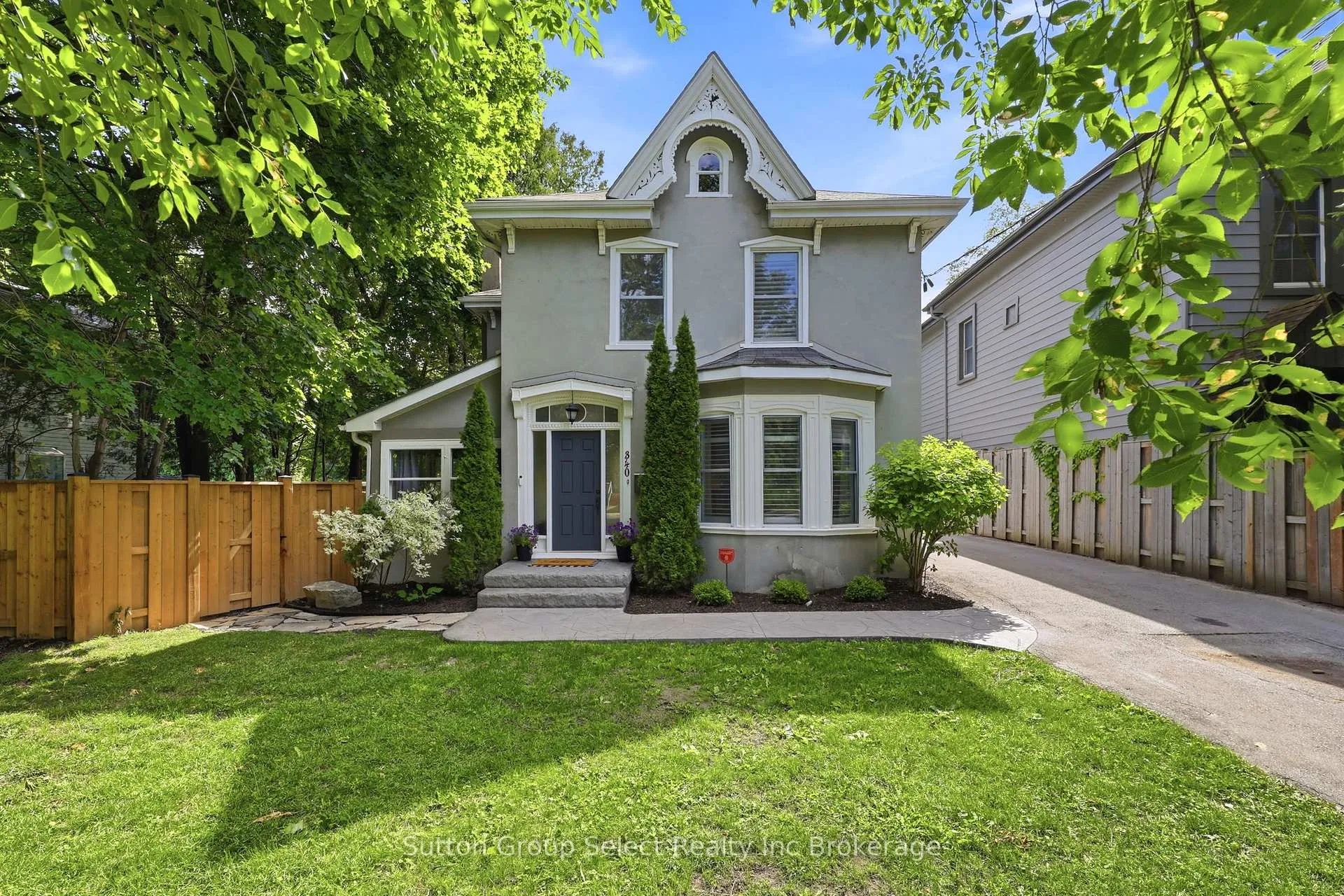 Front of 340 Ridout Street S