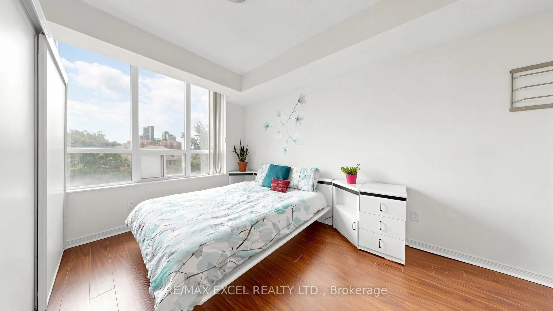 Photo 11 of Unit 318, 310 Red Maple Road, Richmond Hill, Langstaff — HOMEH