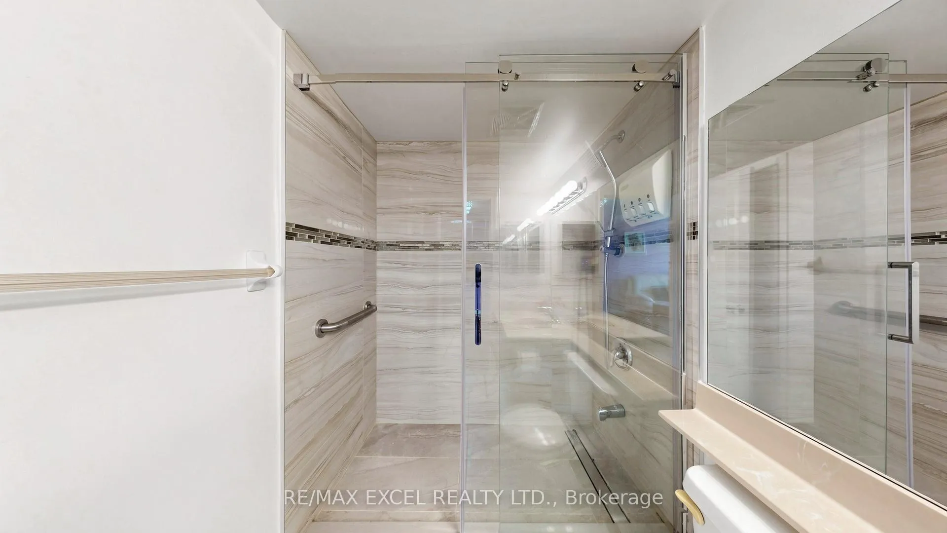 Photo 15 of Unit 318, 310 Red Maple Road, Richmond Hill, Langstaff — HOMEH